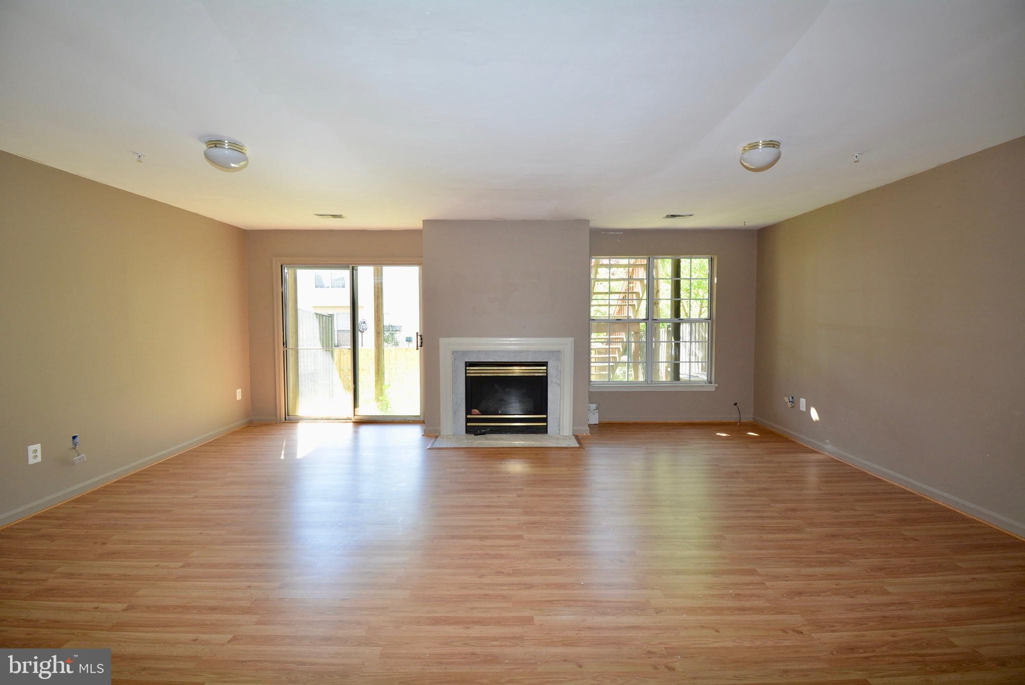 LONGMEAD - Residential