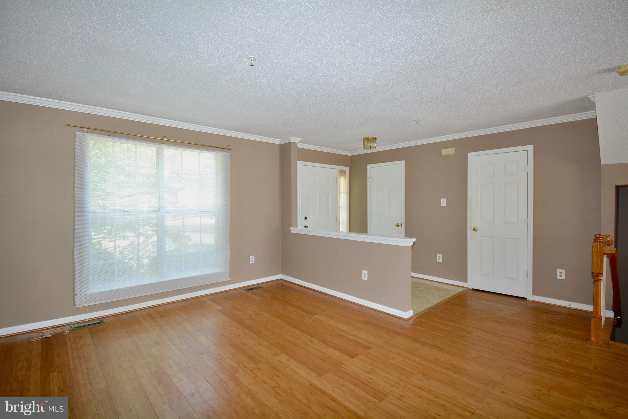 LONGMEAD - Residential