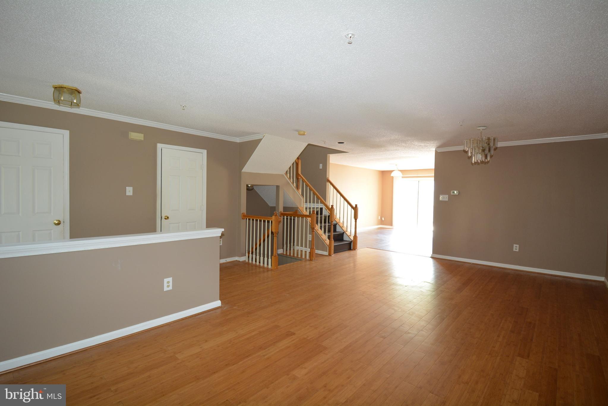 LONGMEAD - Residential