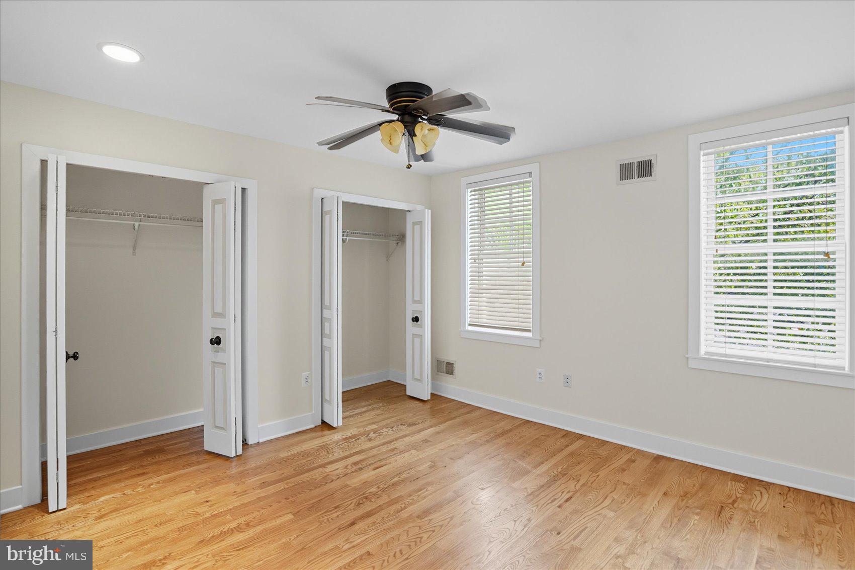 LITTLE ITALY - Residential Lease