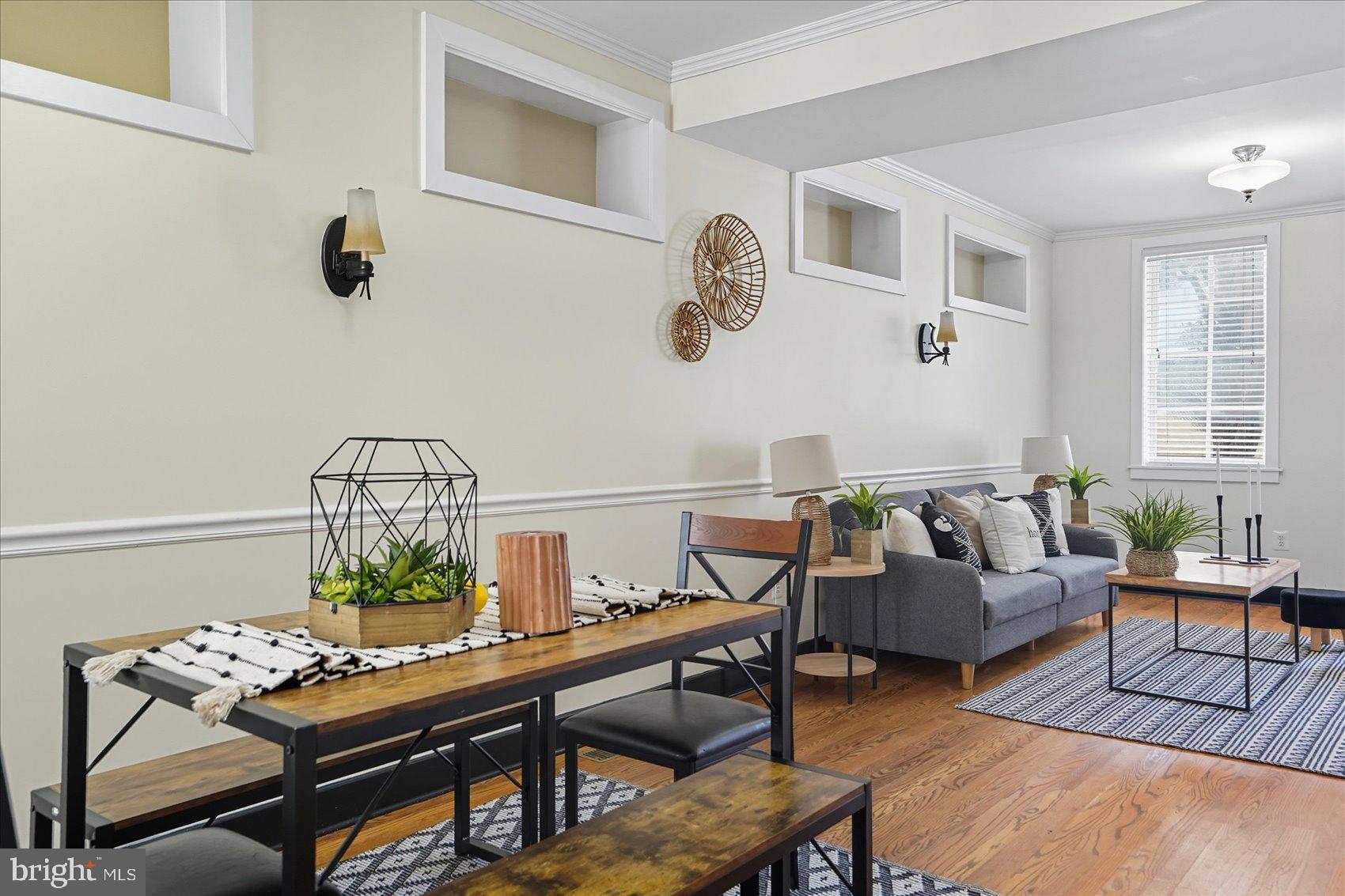 LITTLE ITALY - Residential Lease