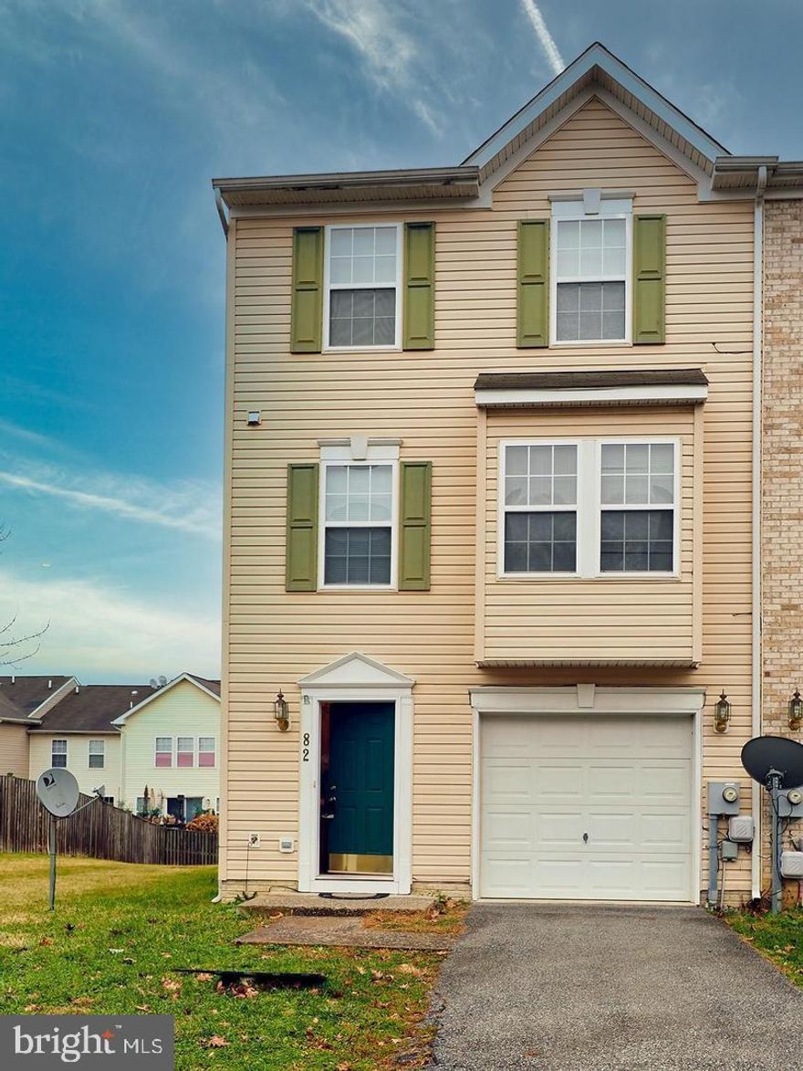 End unit 3 bedroom and 2 and 1/2 bath townhouse with garage within minutes of downtown Charles Town and with easy access to RTS 340 and 9. The kitchen had plenty of cabins for storage with an island, dining area, and a large living room. Master suite with walk-in closet and separate tub and shower in the bathroom. The other 2 bedroom and full bath. It also has a fenced-in yard. Unfinished basement for extra storage.   Washer and dryer are included.  Pets will be accepted on a case-by-case basis, $300 non-refundable fee and a $50 pet fee a month.   The renter is responsible for all utilities and lawn maintenance. Minimum 12 months but would prefer 18 months. No smoking is allowed inside.   Income must be 3x of the rent and a credit score of 620 and above is preferred.  Parking in front of the townhouse is not allowed. 
 AVAILABLE MARCH 8TH!!!