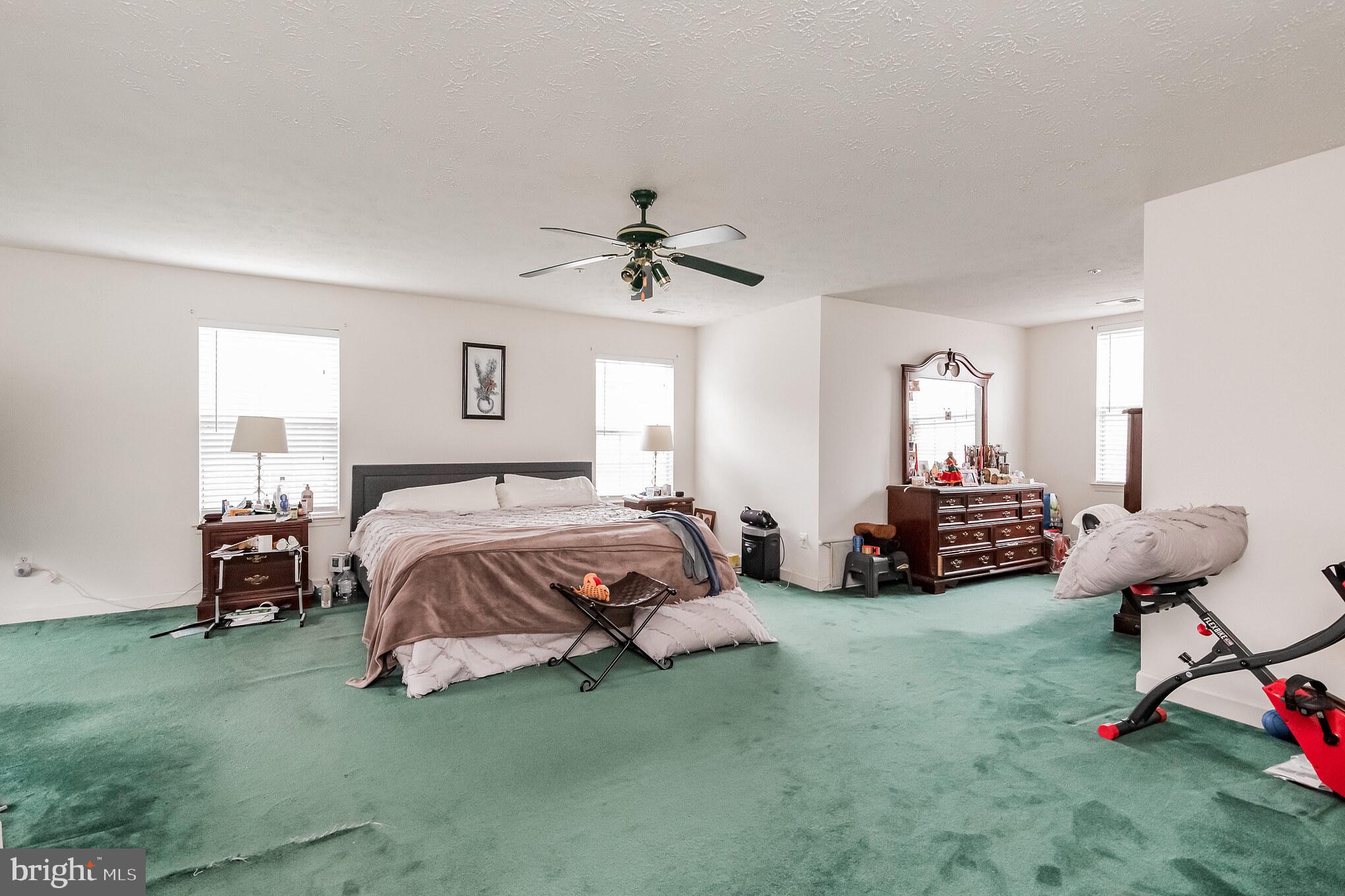 WINDSOR PARK - Residential