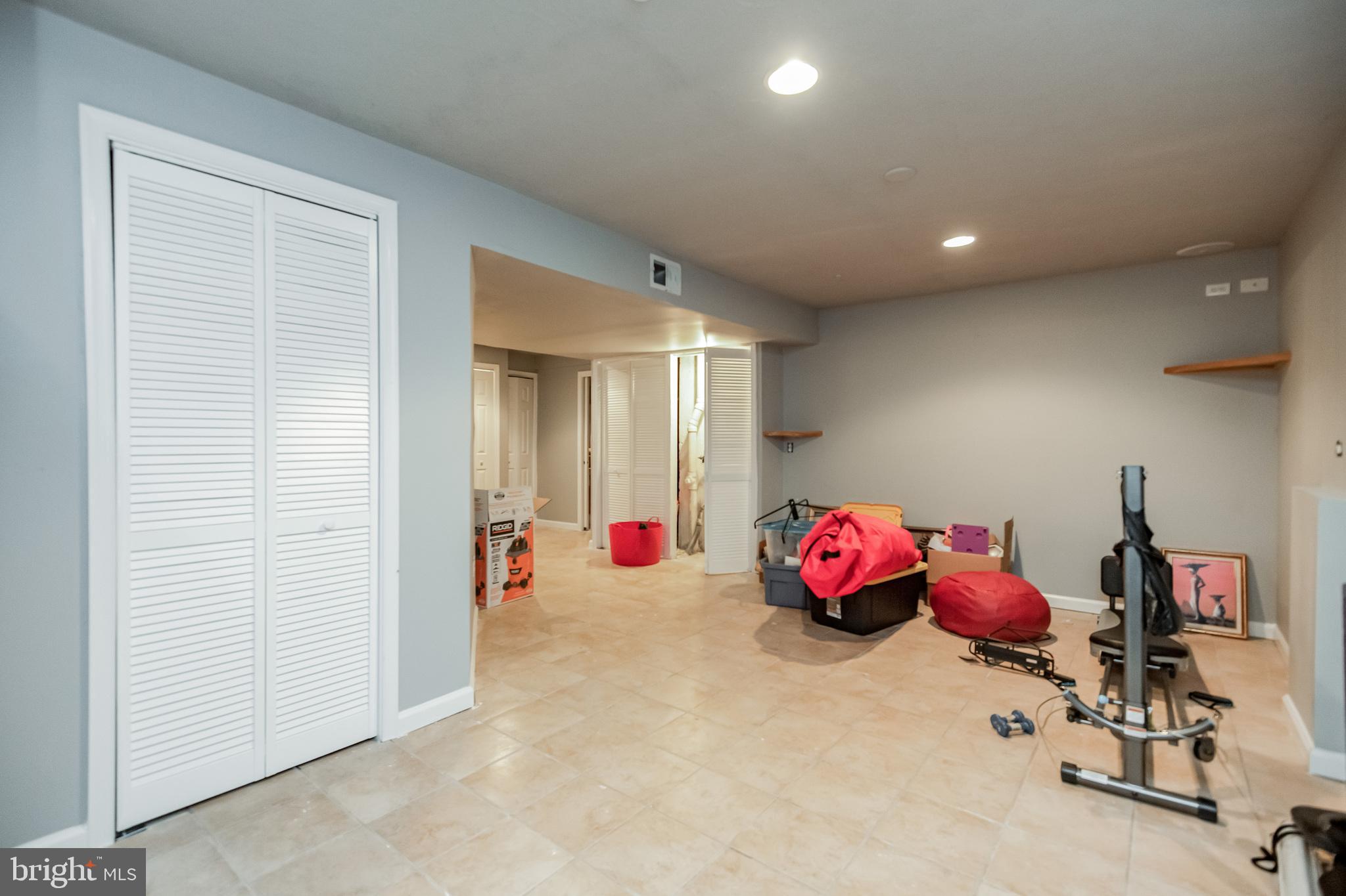 WINDSOR PARK - Residential