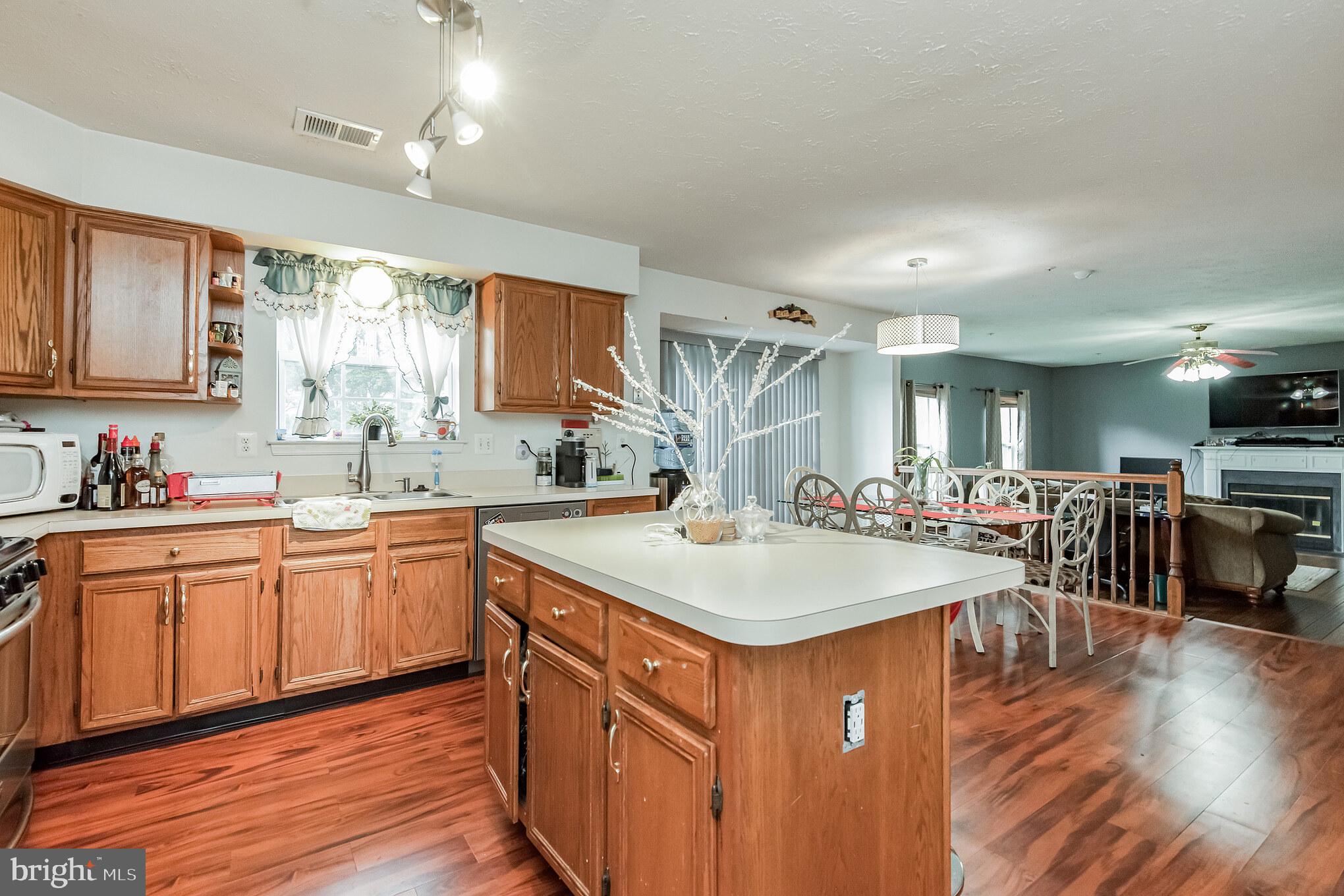 WINDSOR PARK - Residential