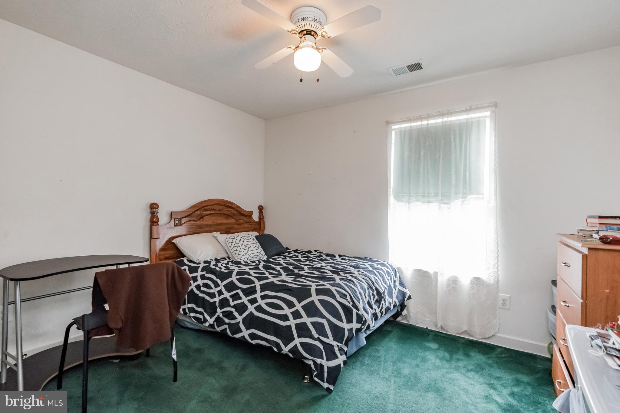 WINDSOR PARK - Residential