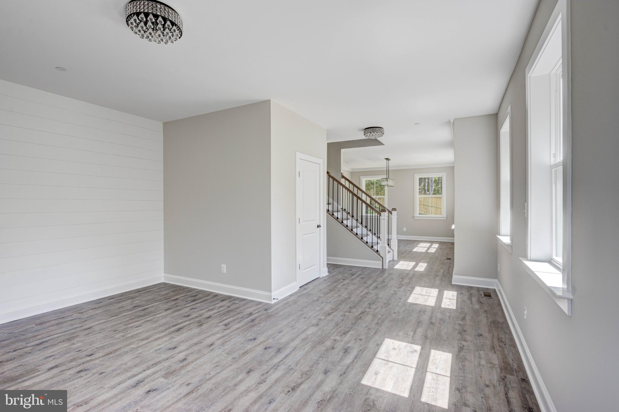 FOREST HILL - Residential