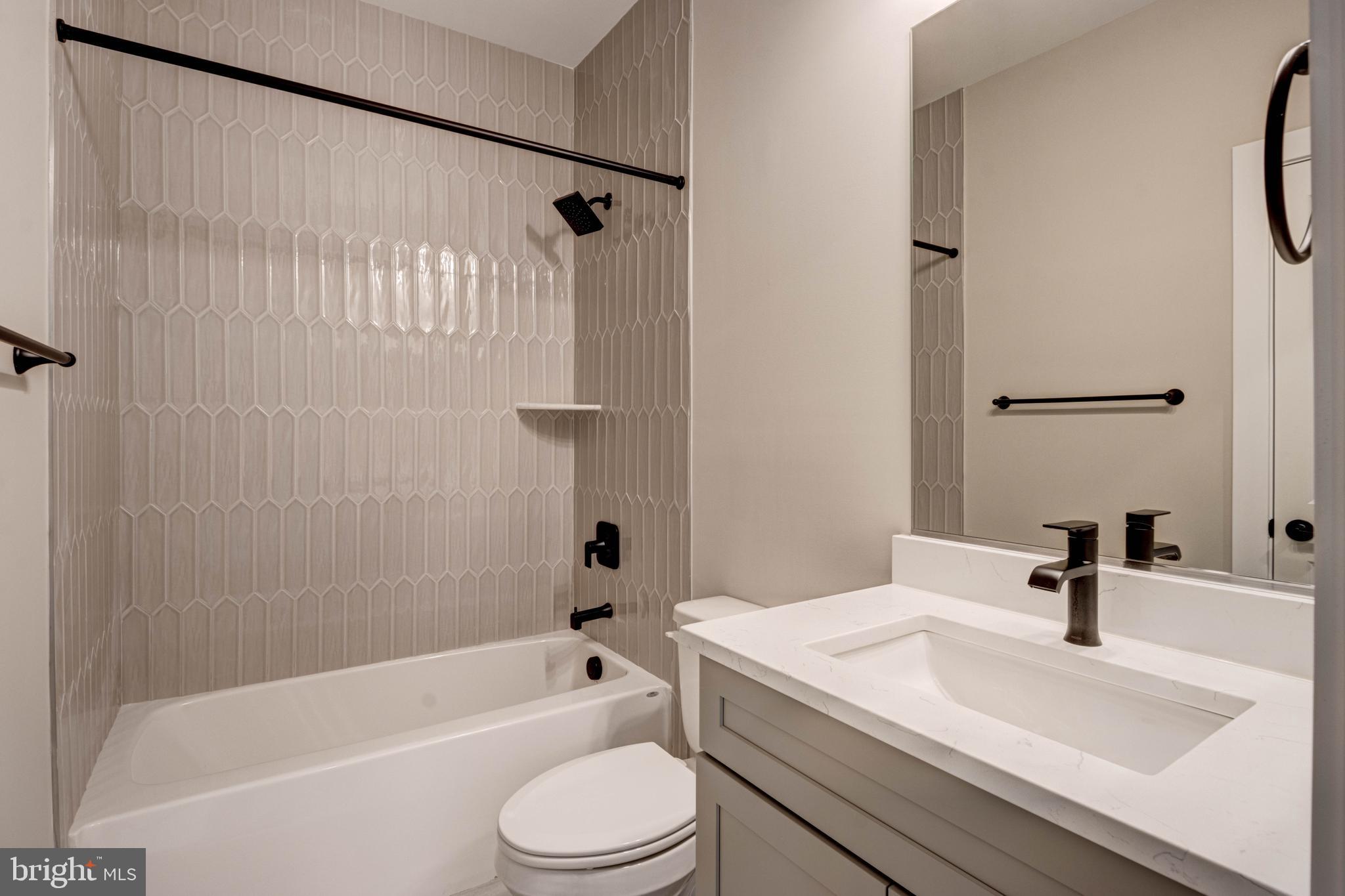 FOREST HILL - Residential