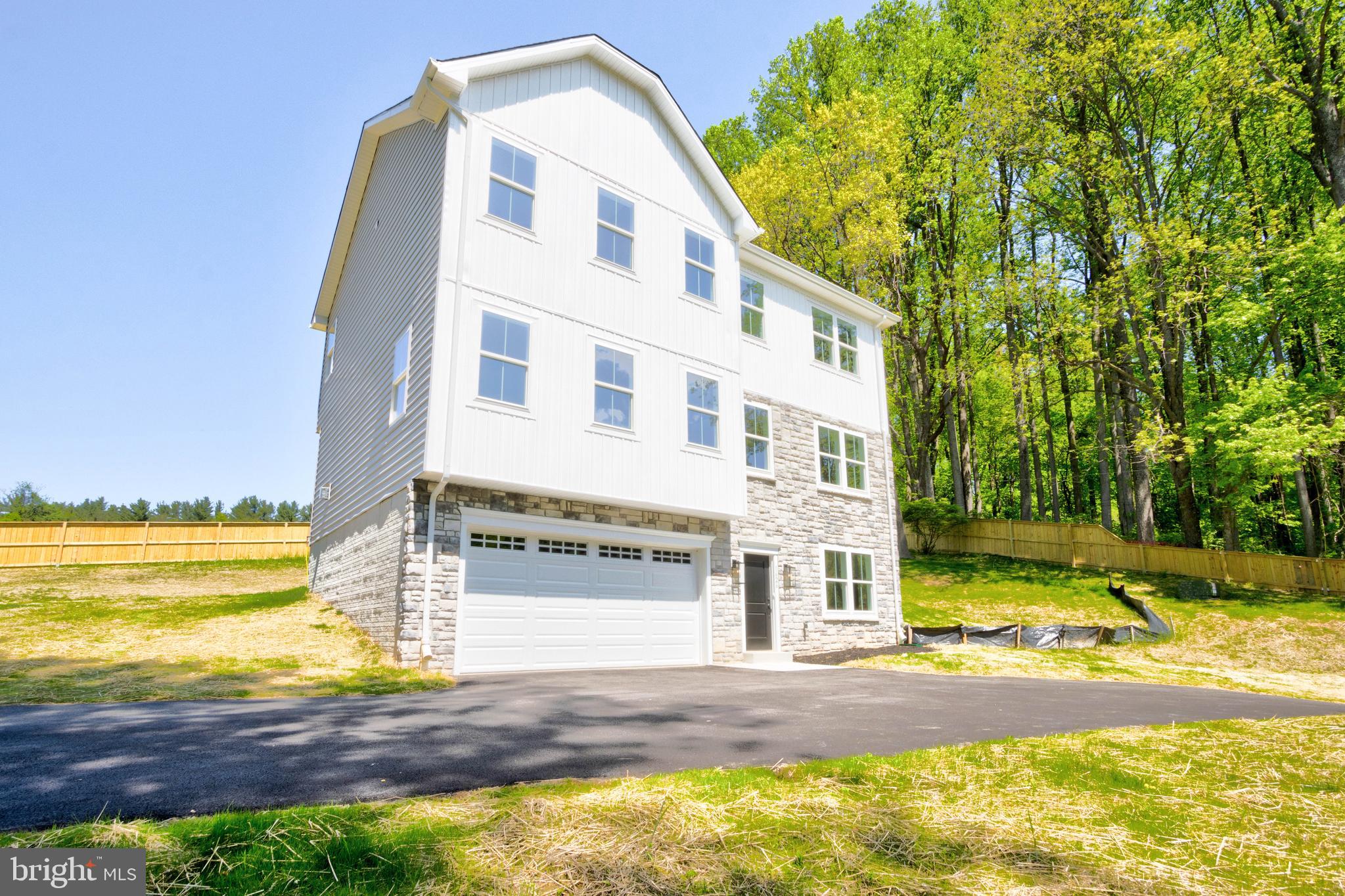 FOREST HILL - Residential