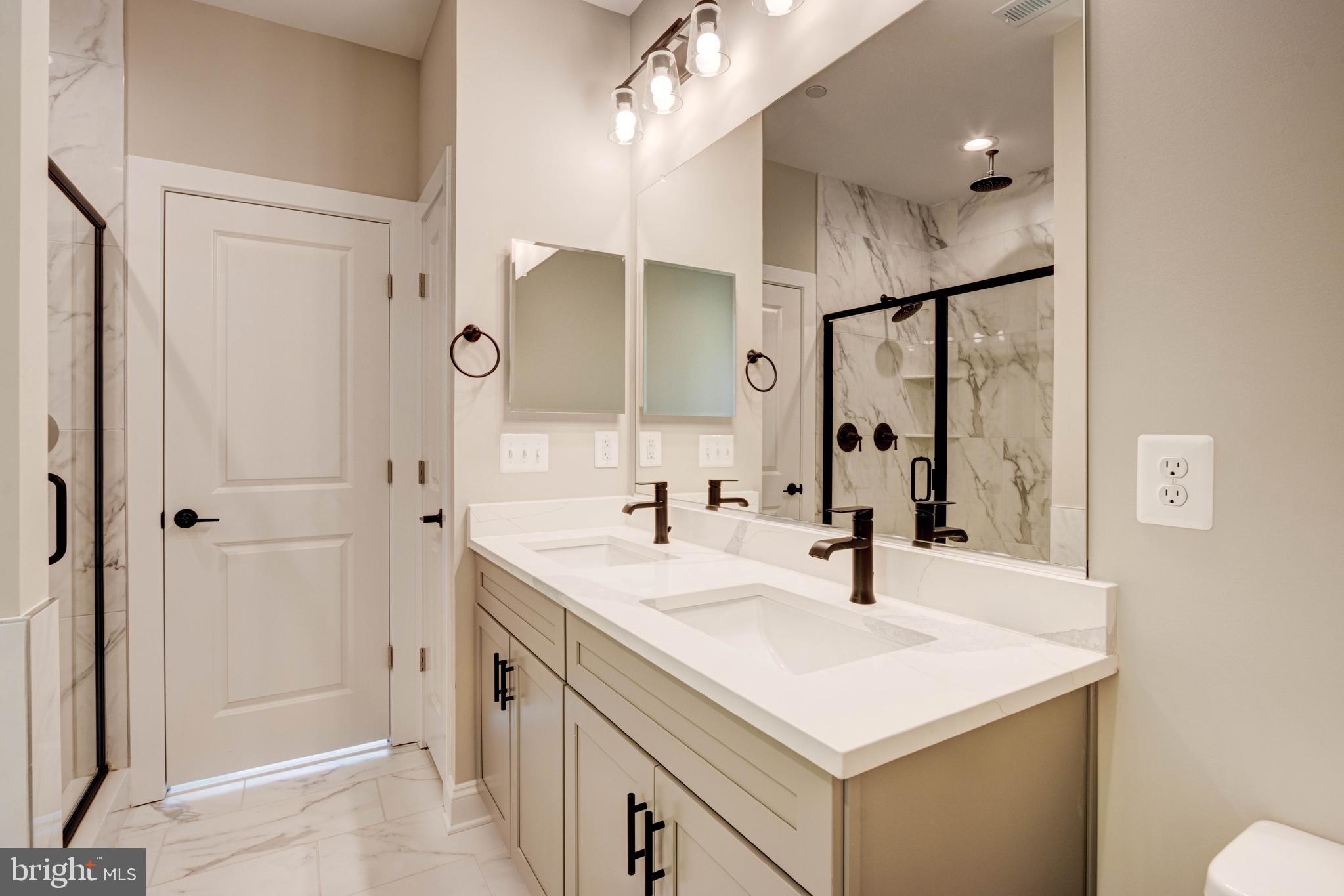 FOREST HILL - Residential