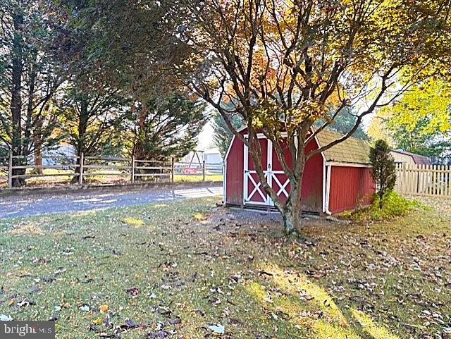 707 N CRESCENT AVENUE