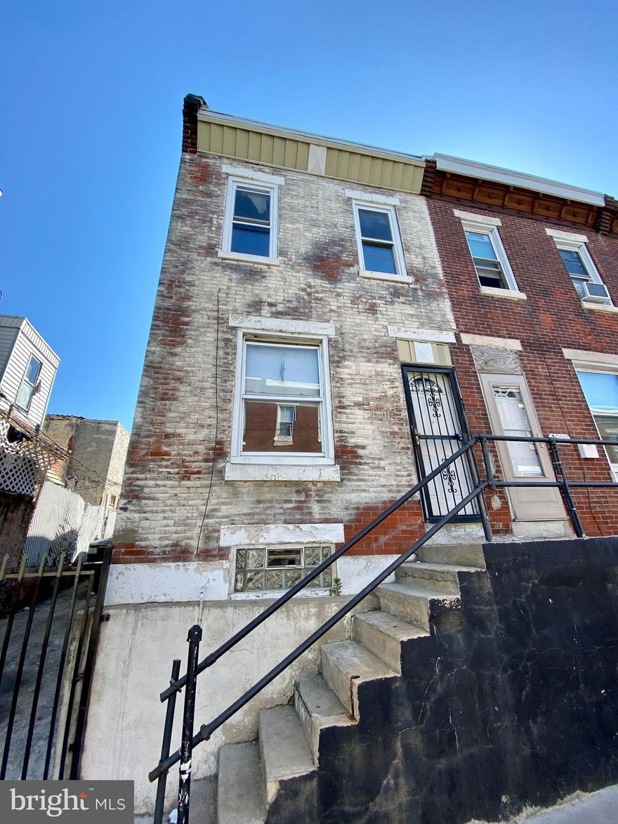 Back on market, buyer default.  Clear title, all ready to go!   

Clean shell in Kensington all ready to go!    End of row, good size, demo'd + cleaned out shell located steps from 19125.  Solid brick front, open floor plan, enough space for 3 bedrooms.  Close to Somerset EL Station.  Works as a hold for a rental or renovate + sell!   Easy to show, clear title, all ready to go!