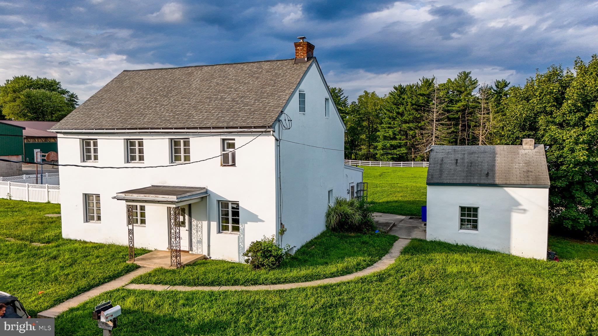 725 EVANS ROAD