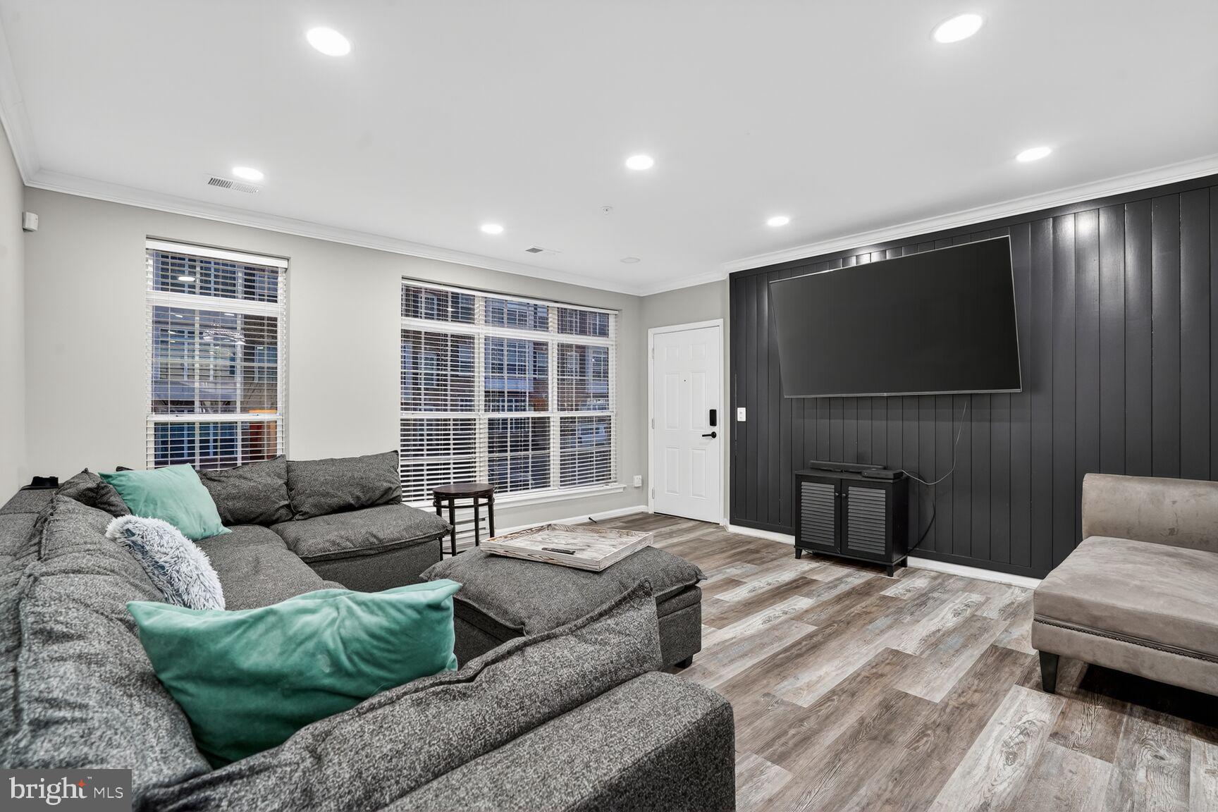 RESIDENCES AT BRAMBLETON - Residential