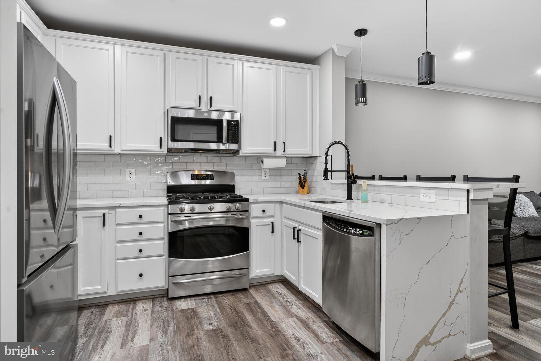 RESIDENCES AT BRAMBLETON - Residential