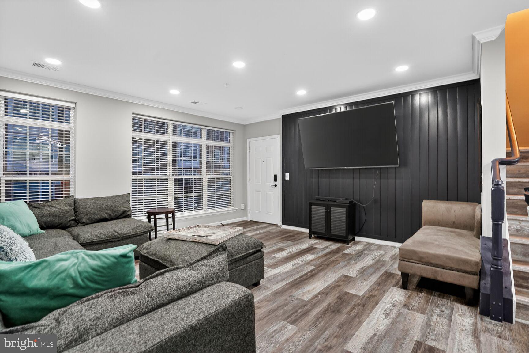 RESIDENCES AT BRAMBLETON - Residential