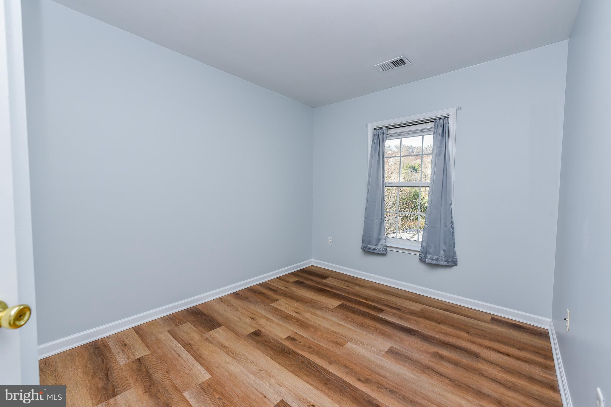 STONEBROOK VILLAGE - Residential Lease