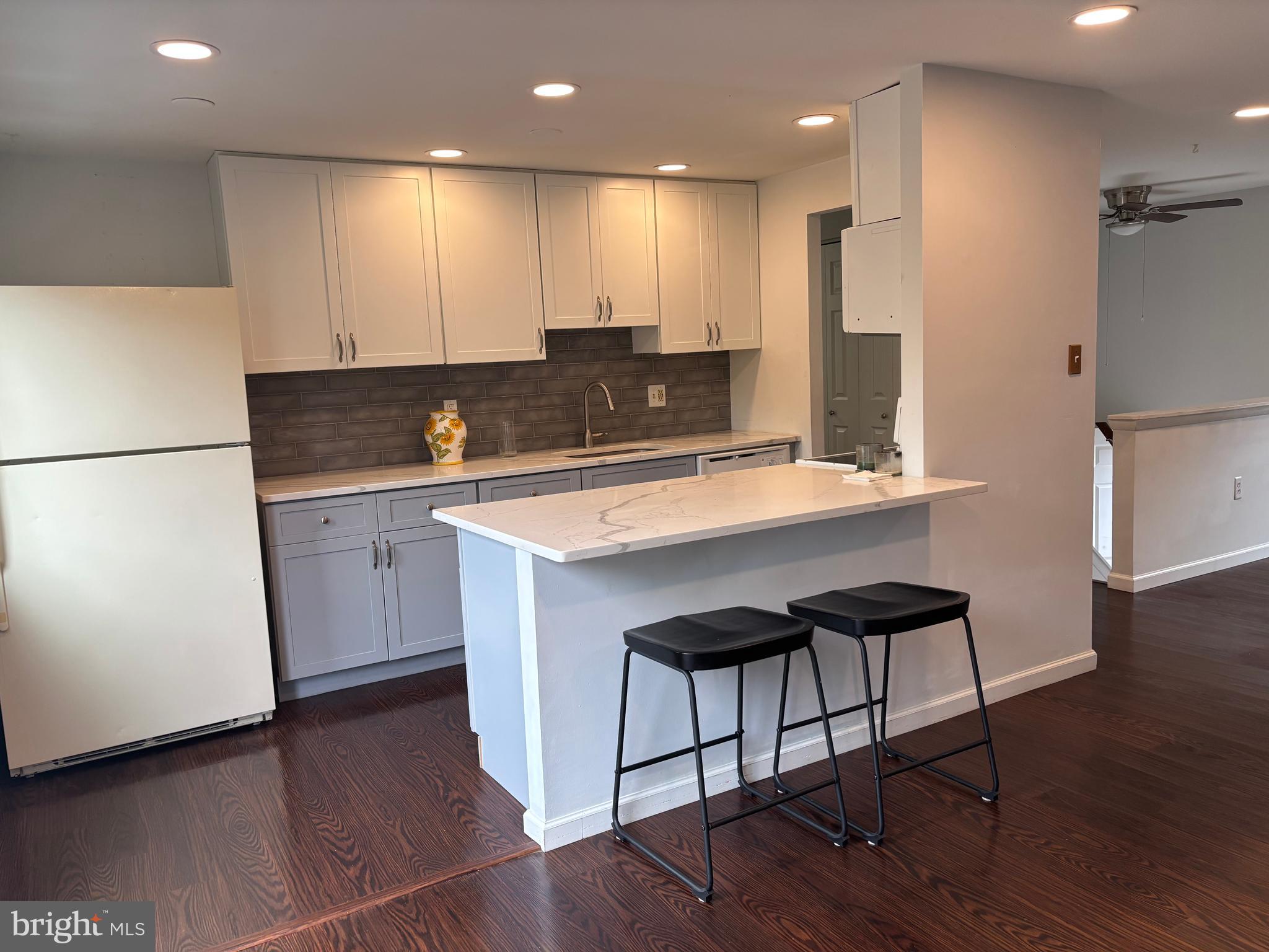 DAMASCUS TERRACE - Residential