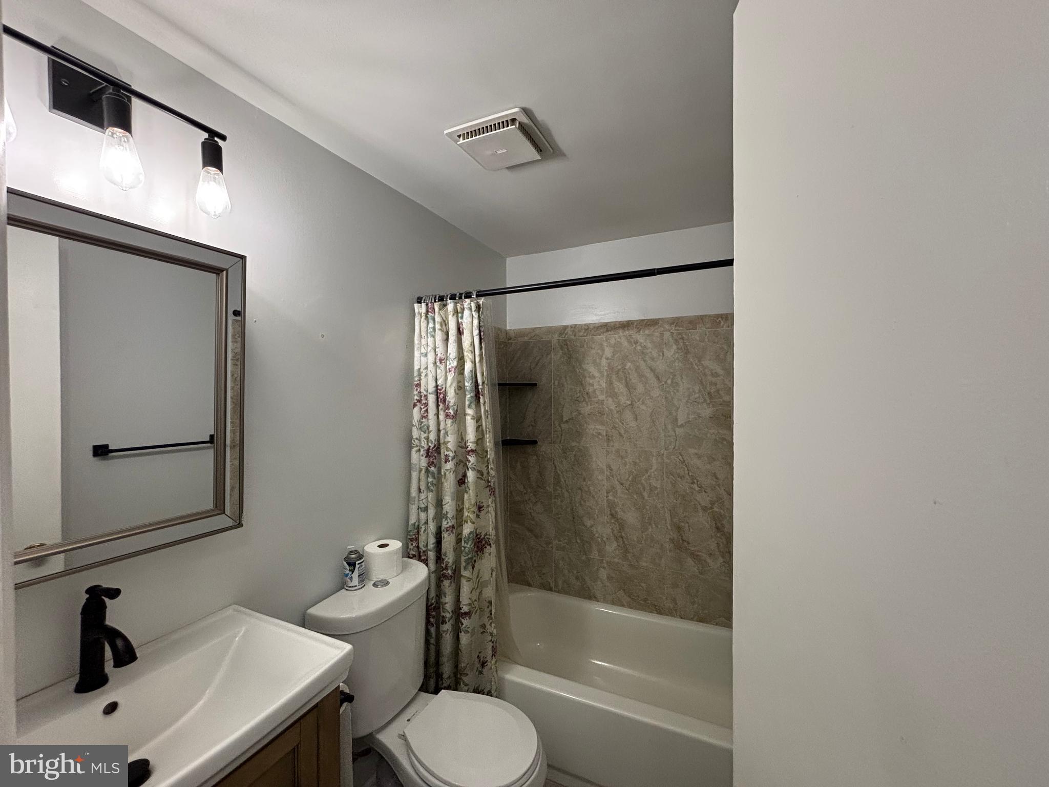 DAMASCUS TERRACE - Residential