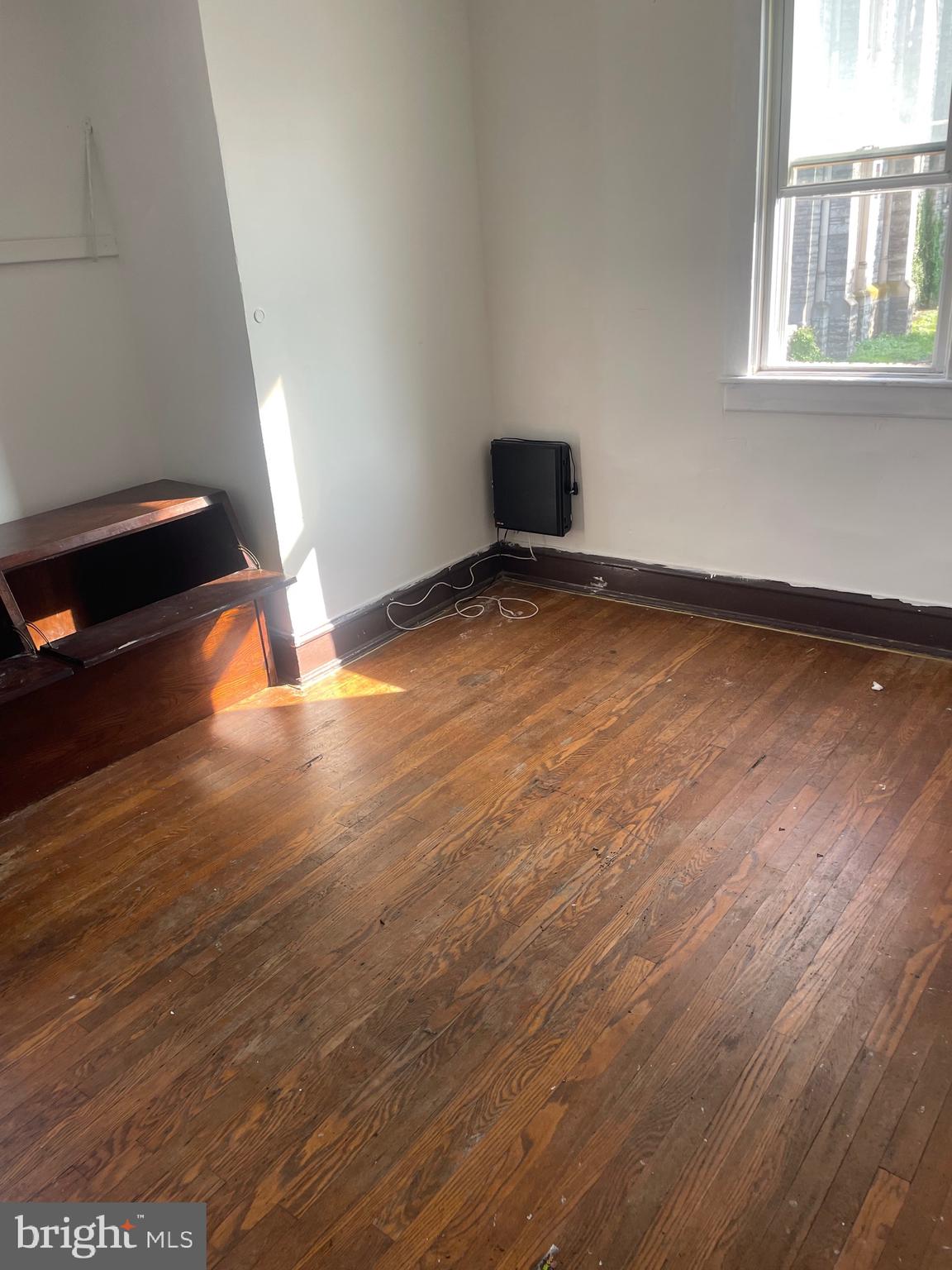 WEST OAK LANE - Commercial Sale