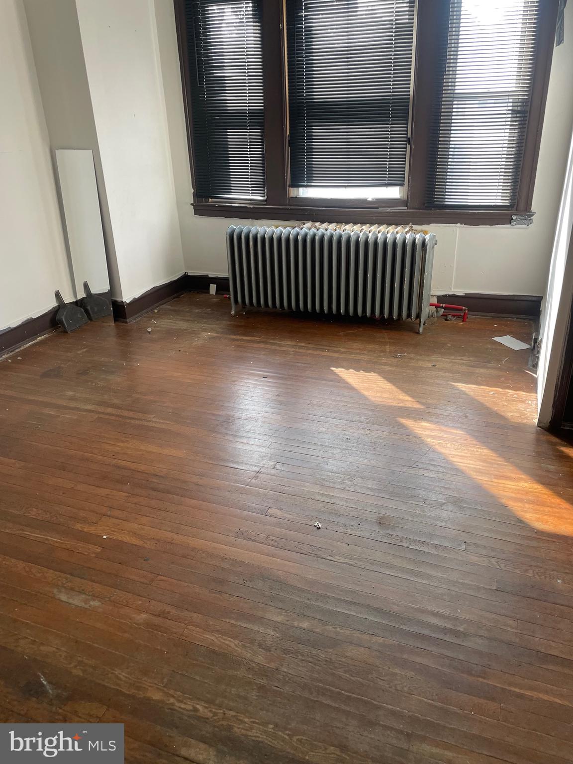 WEST OAK LANE - Commercial Sale