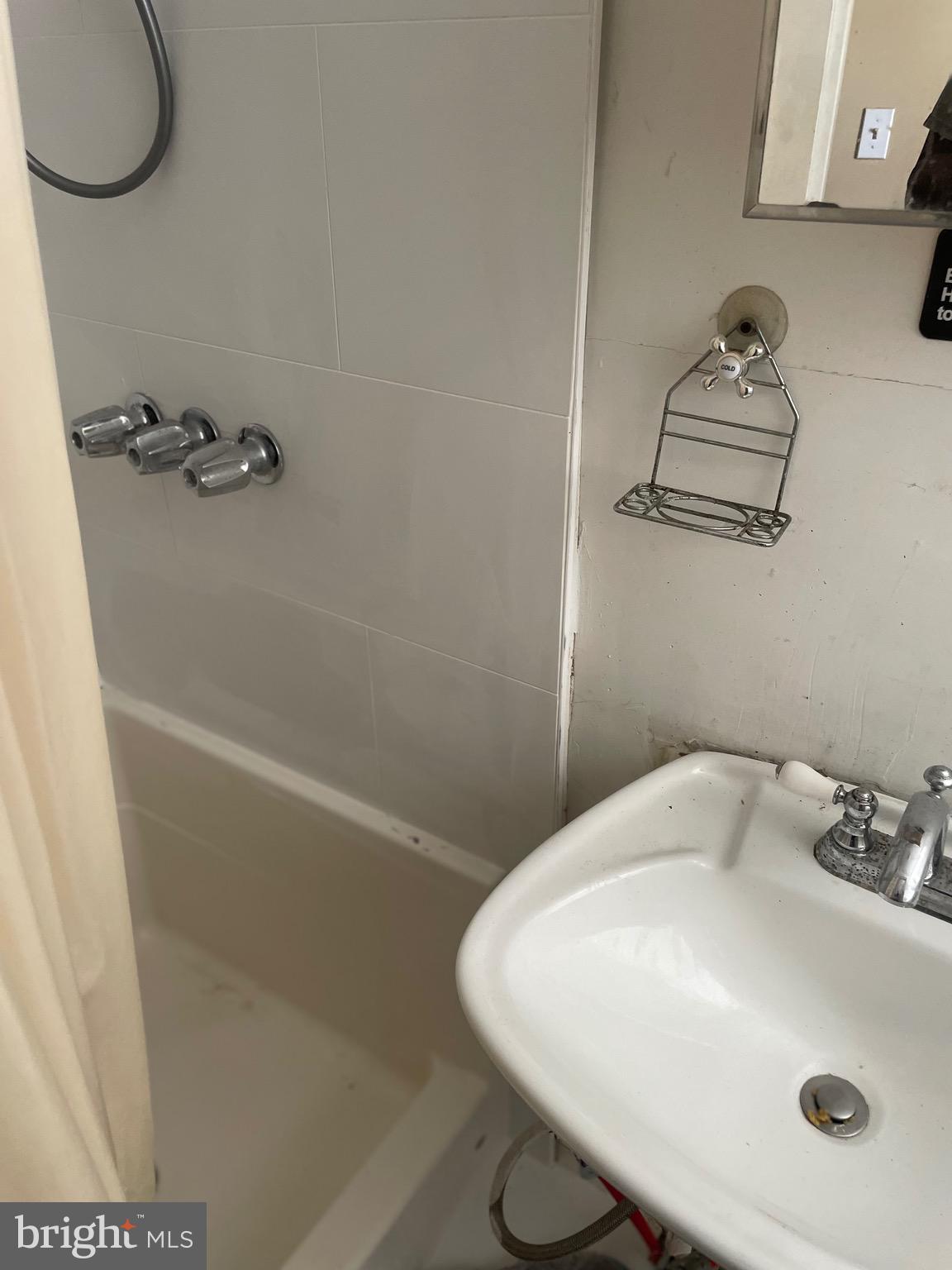 WEST OAK LANE - Commercial Sale