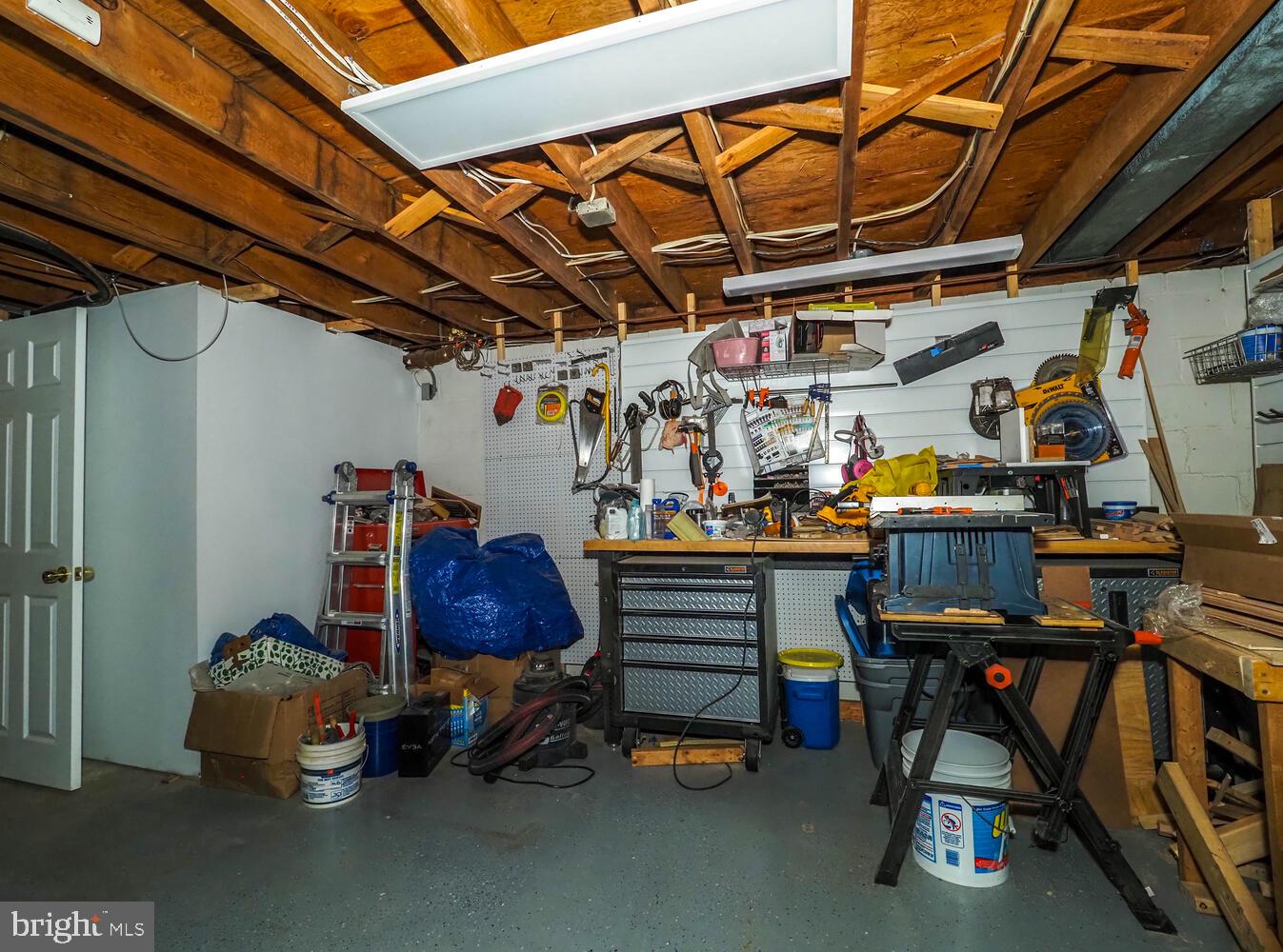 HATHAWAY - Residential