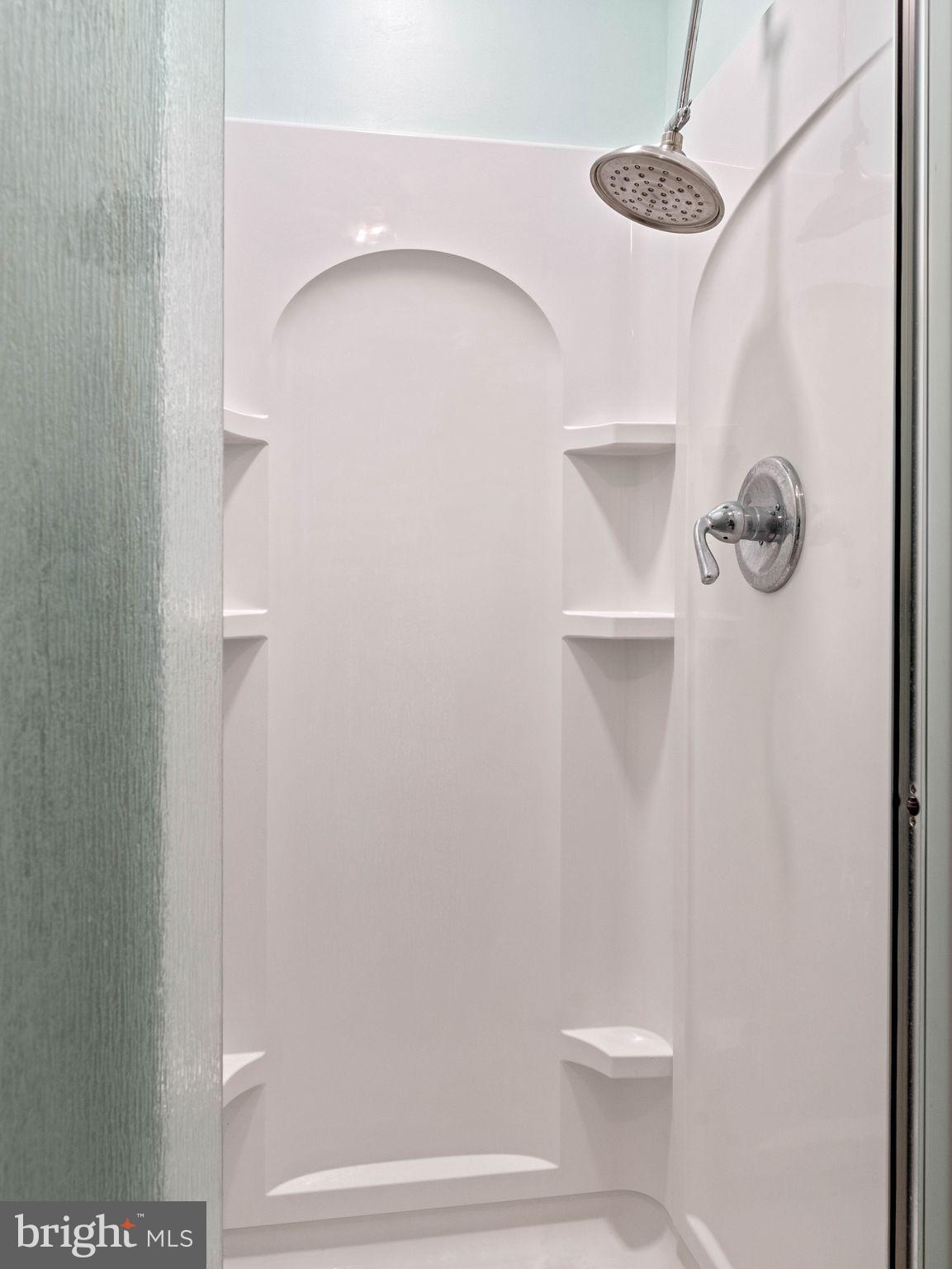 HEADLEY TRACE - Residential