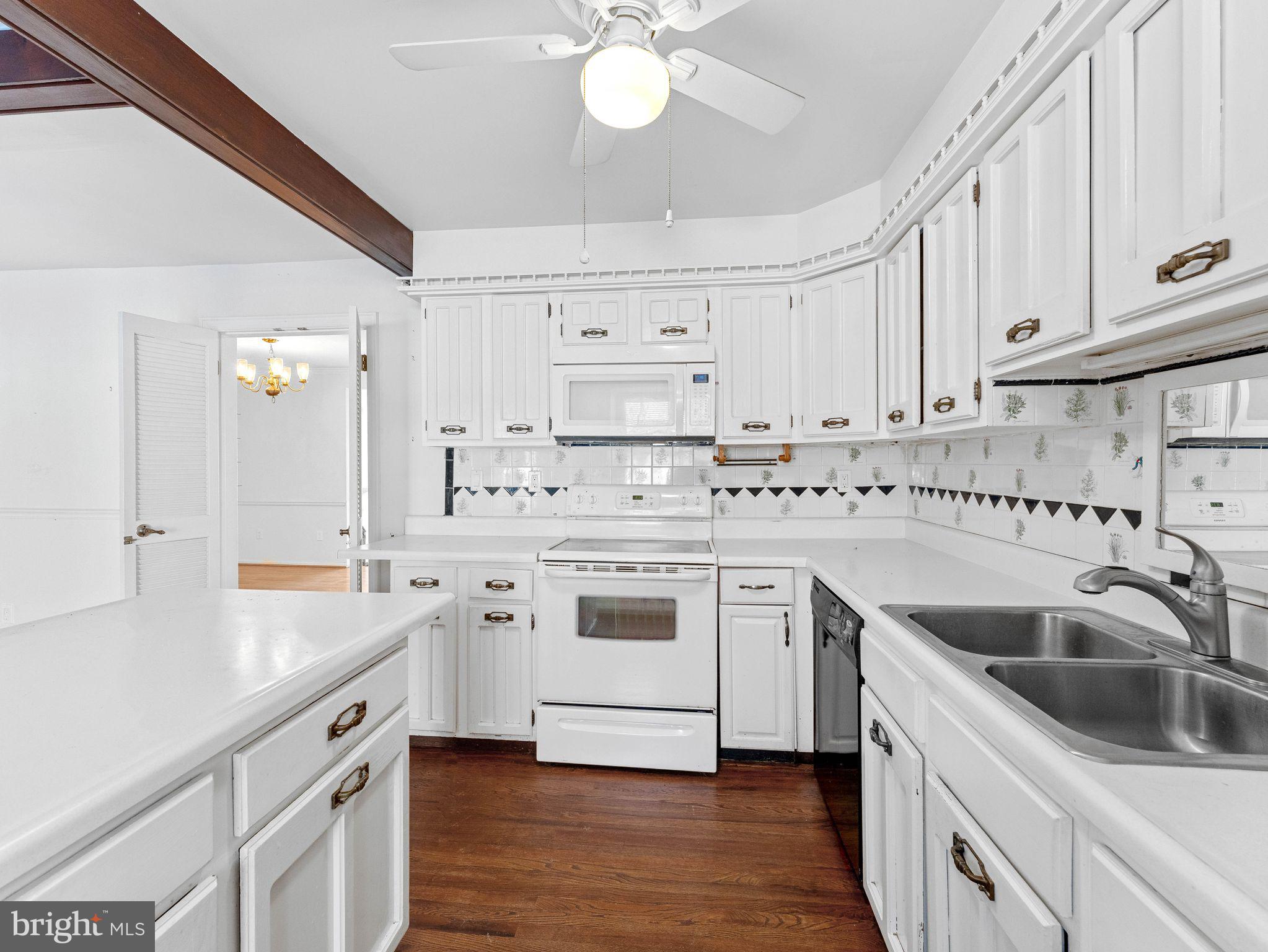 HEADLEY TRACE - Residential