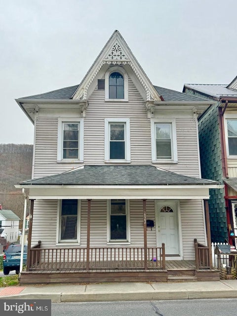 Photo for 622 WASHINGTON AVENUE