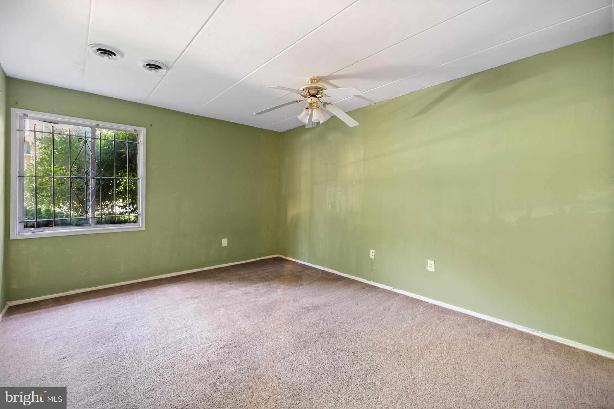 HUNTINGTON CLUB - Residential