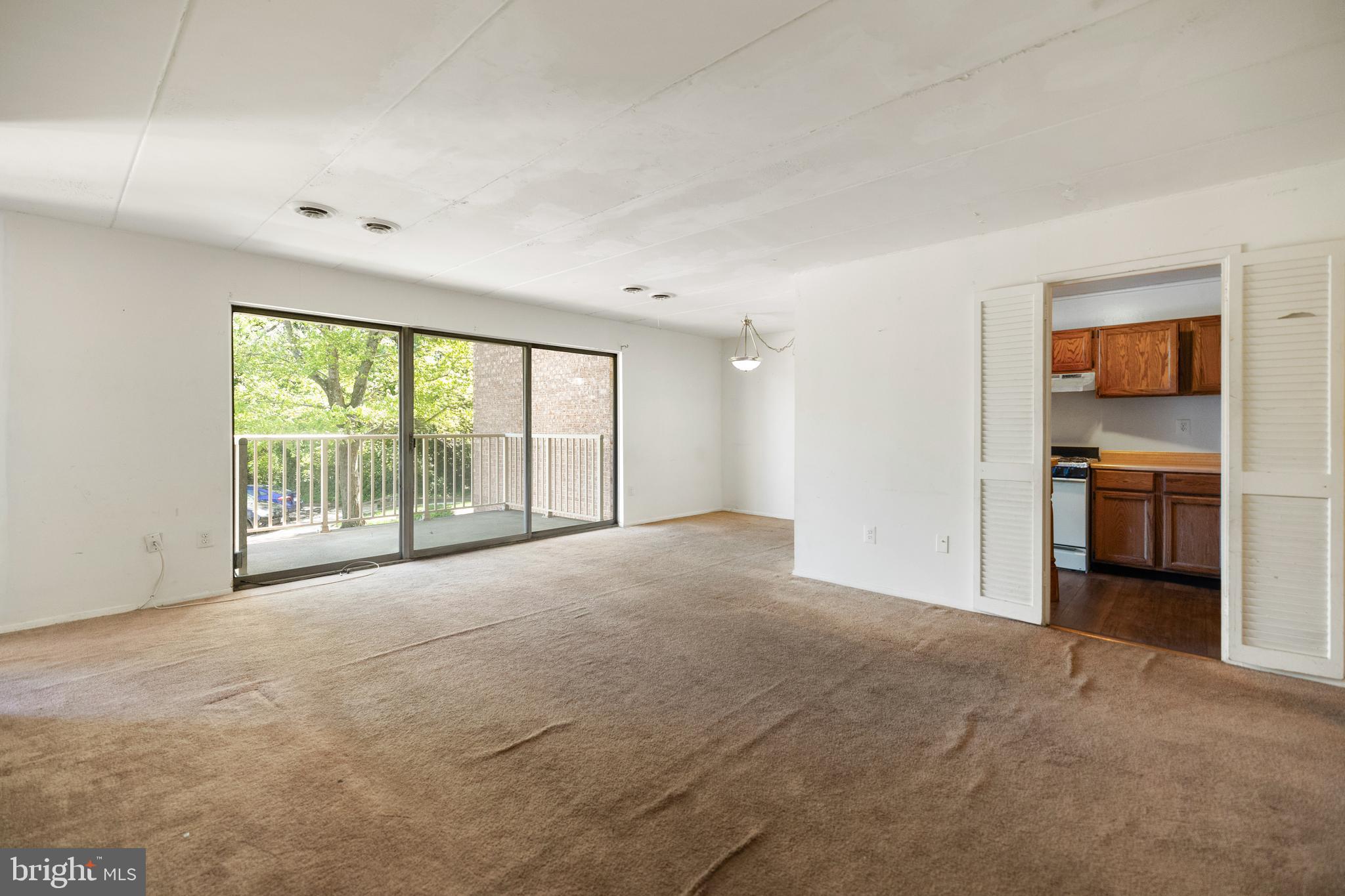 HUNTINGTON CLUB - Residential