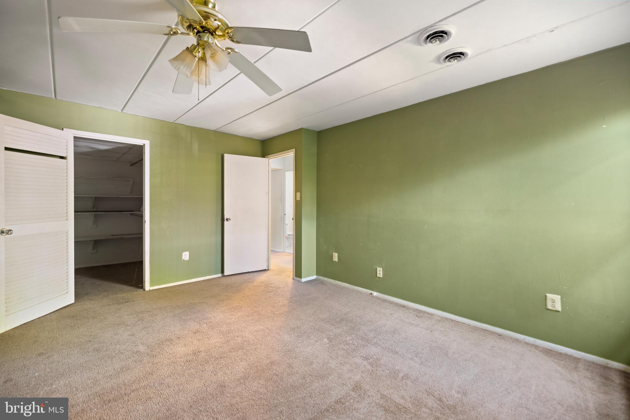 HUNTINGTON CLUB - Residential