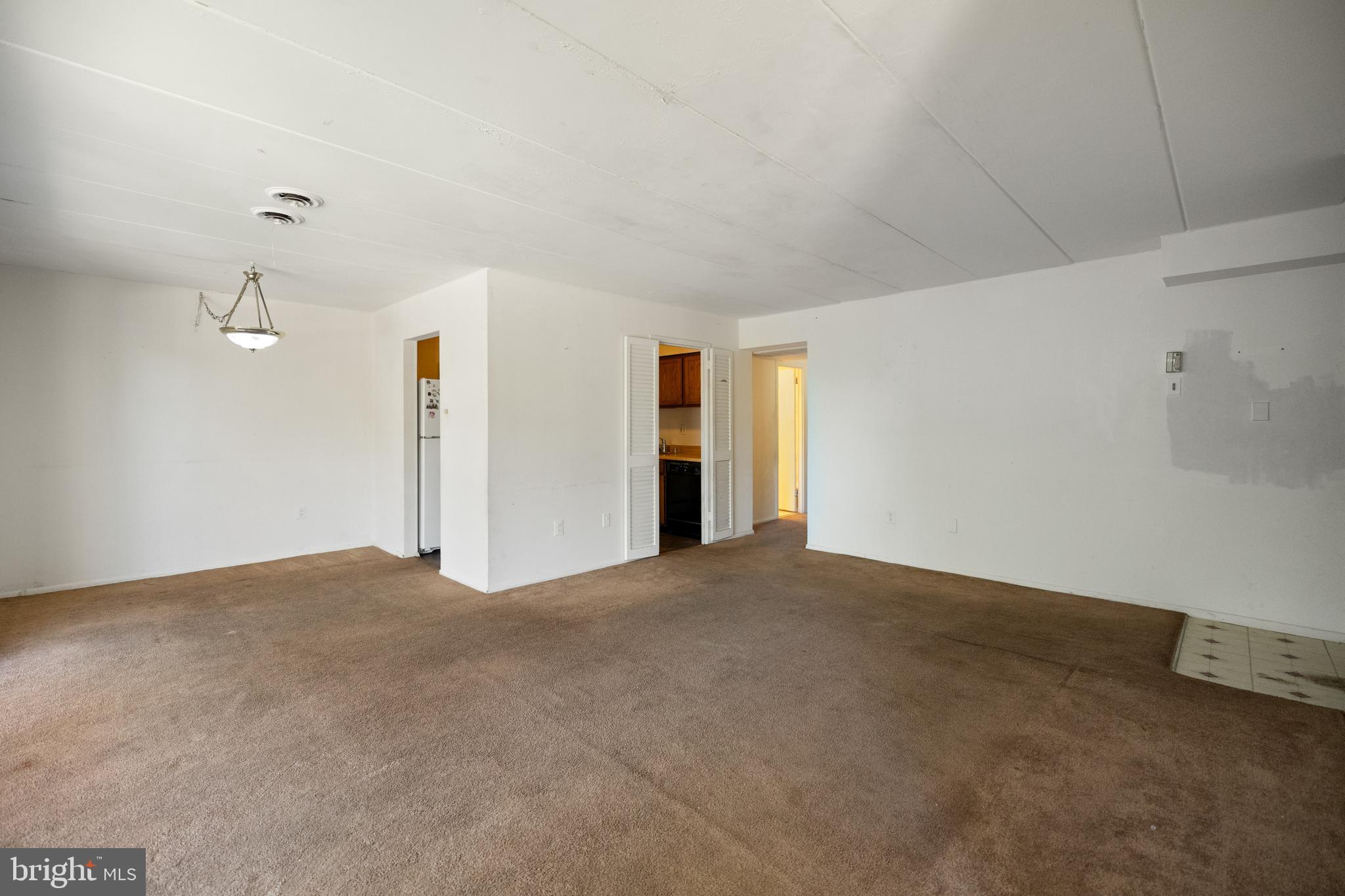 HUNTINGTON CLUB - Residential