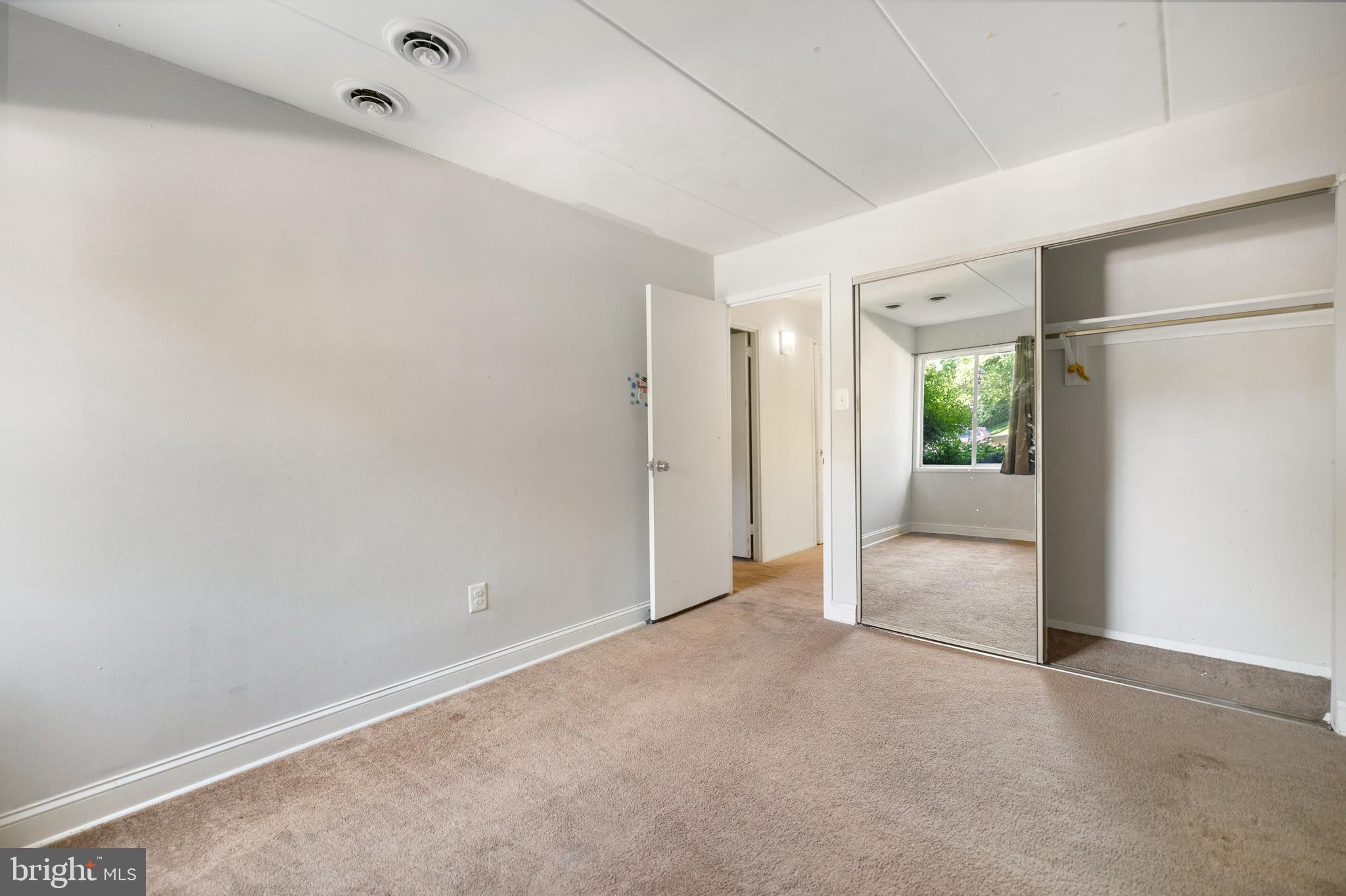 HUNTINGTON CLUB - Residential