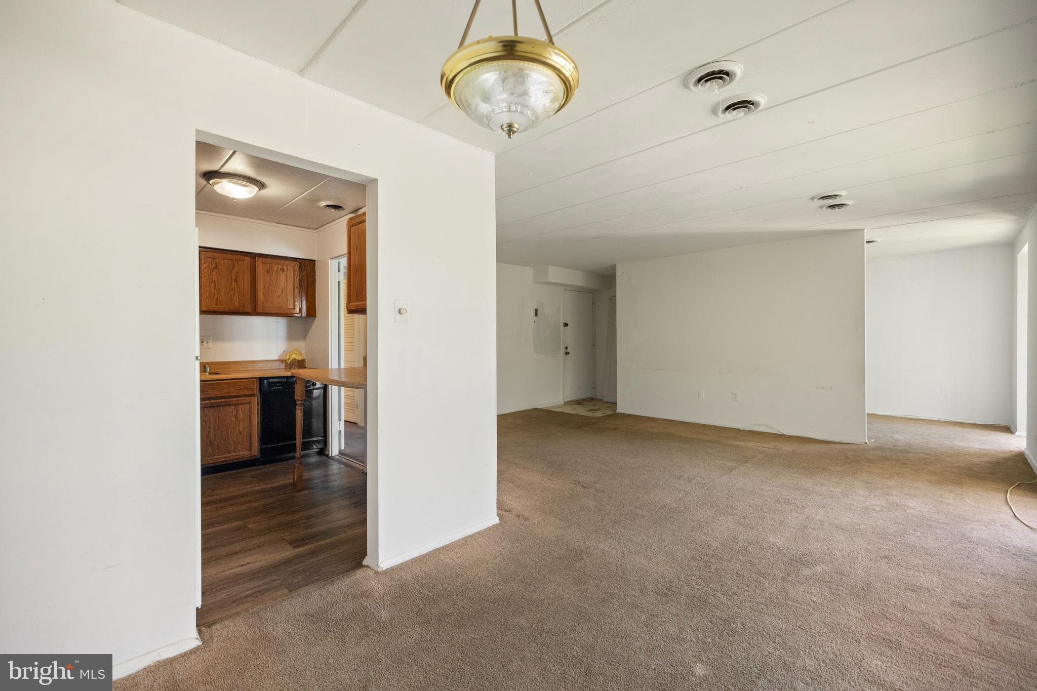 HUNTINGTON CLUB - Residential