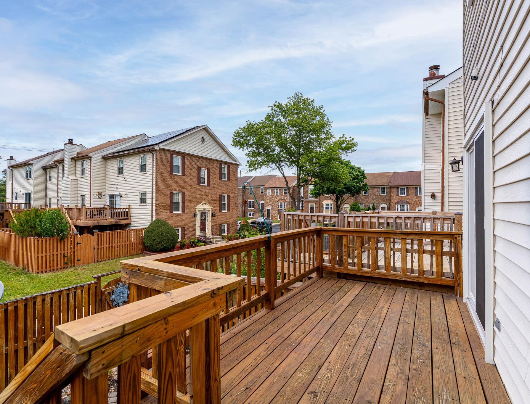 SURRATTS VILLAGE - Residential