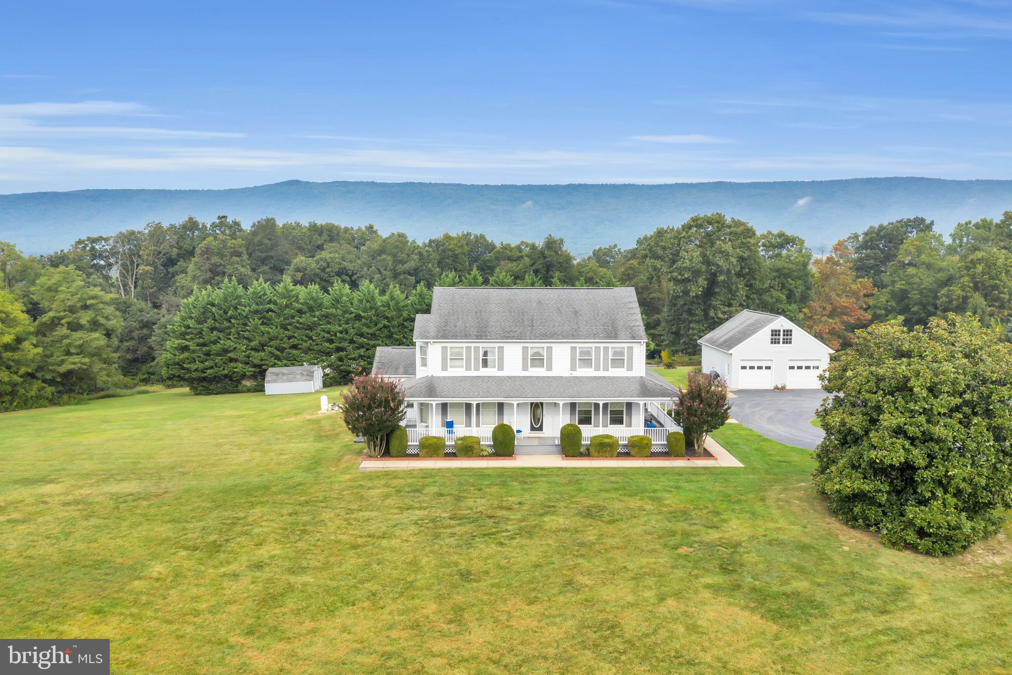 MANOR HILL ESTATES - Residential