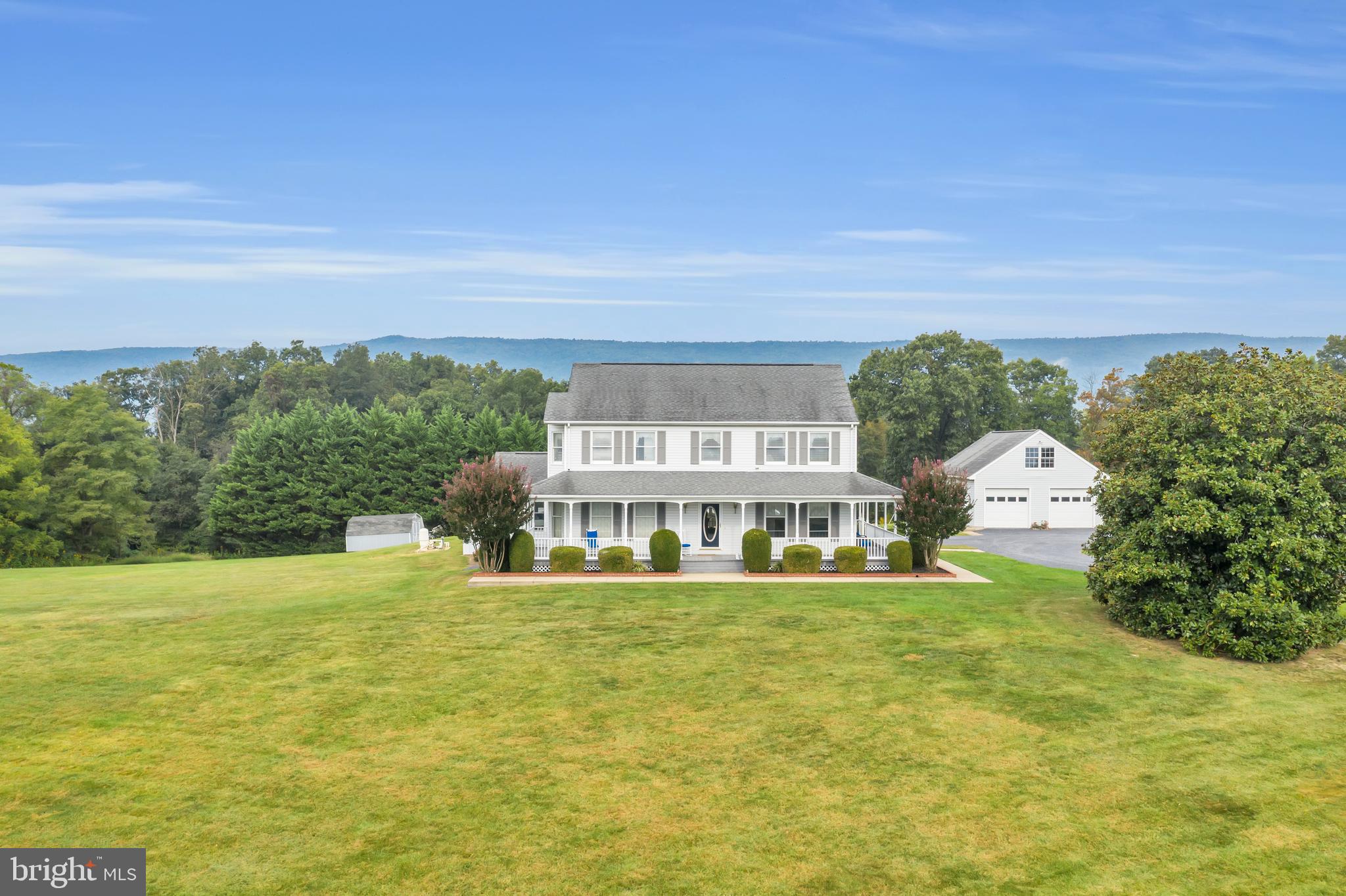 MANOR HILL ESTATES - Residential