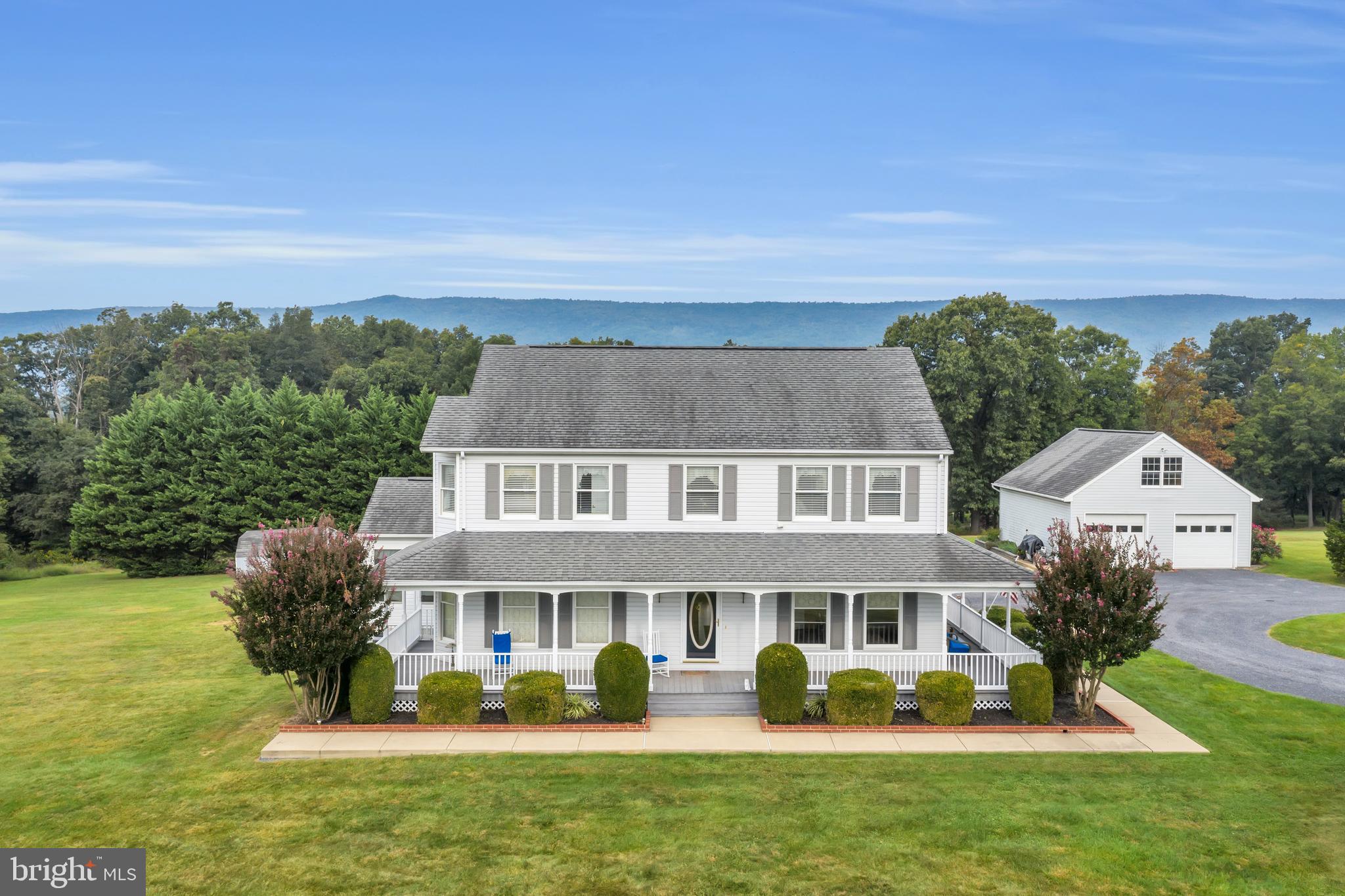 MANOR HILL ESTATES - Residential