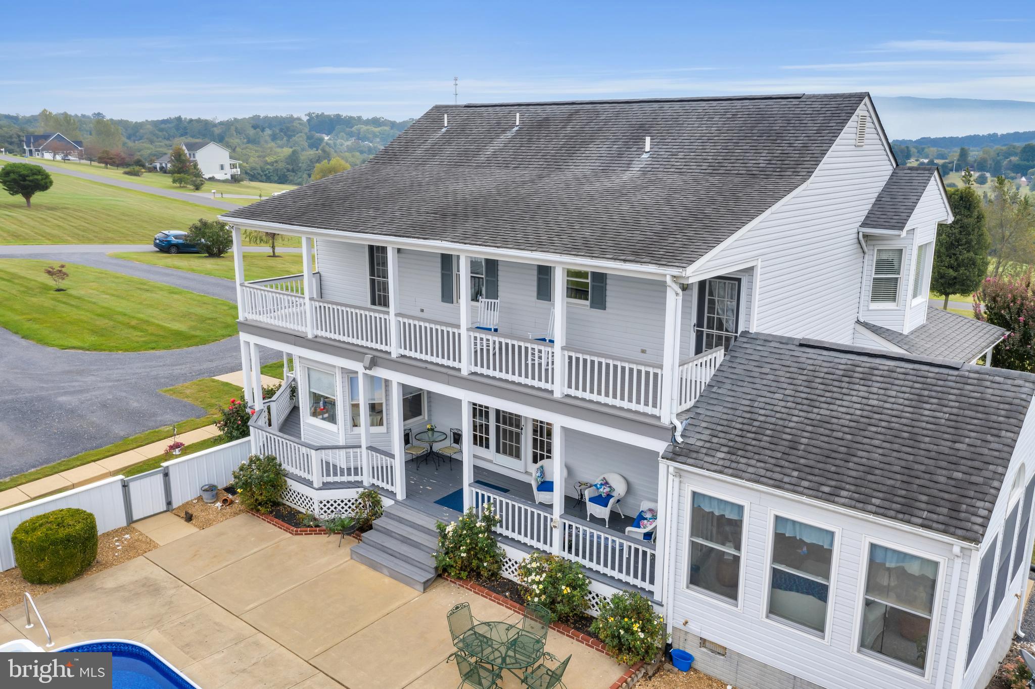 MANOR HILL ESTATES - Residential