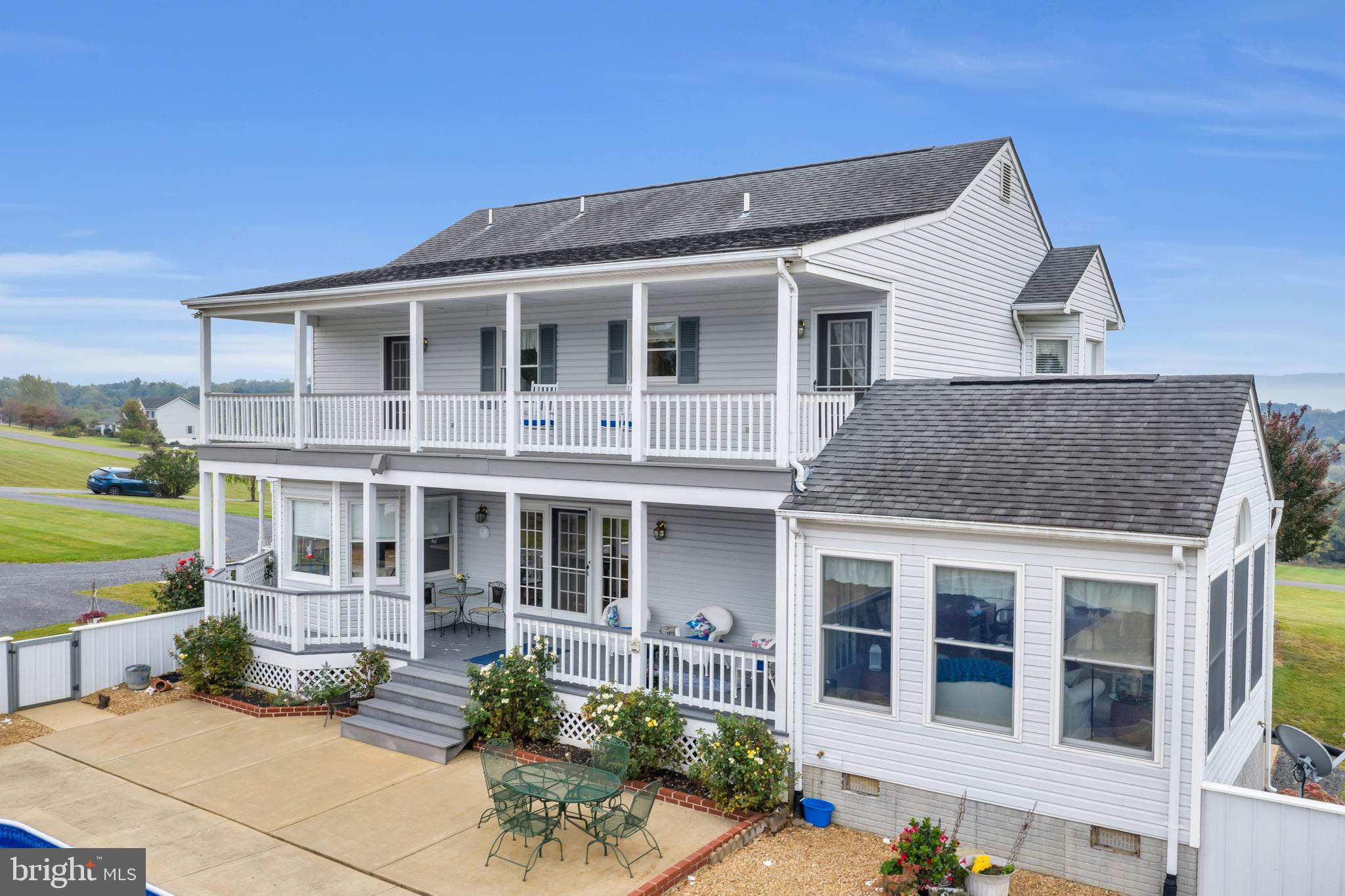 MANOR HILL ESTATES - Residential