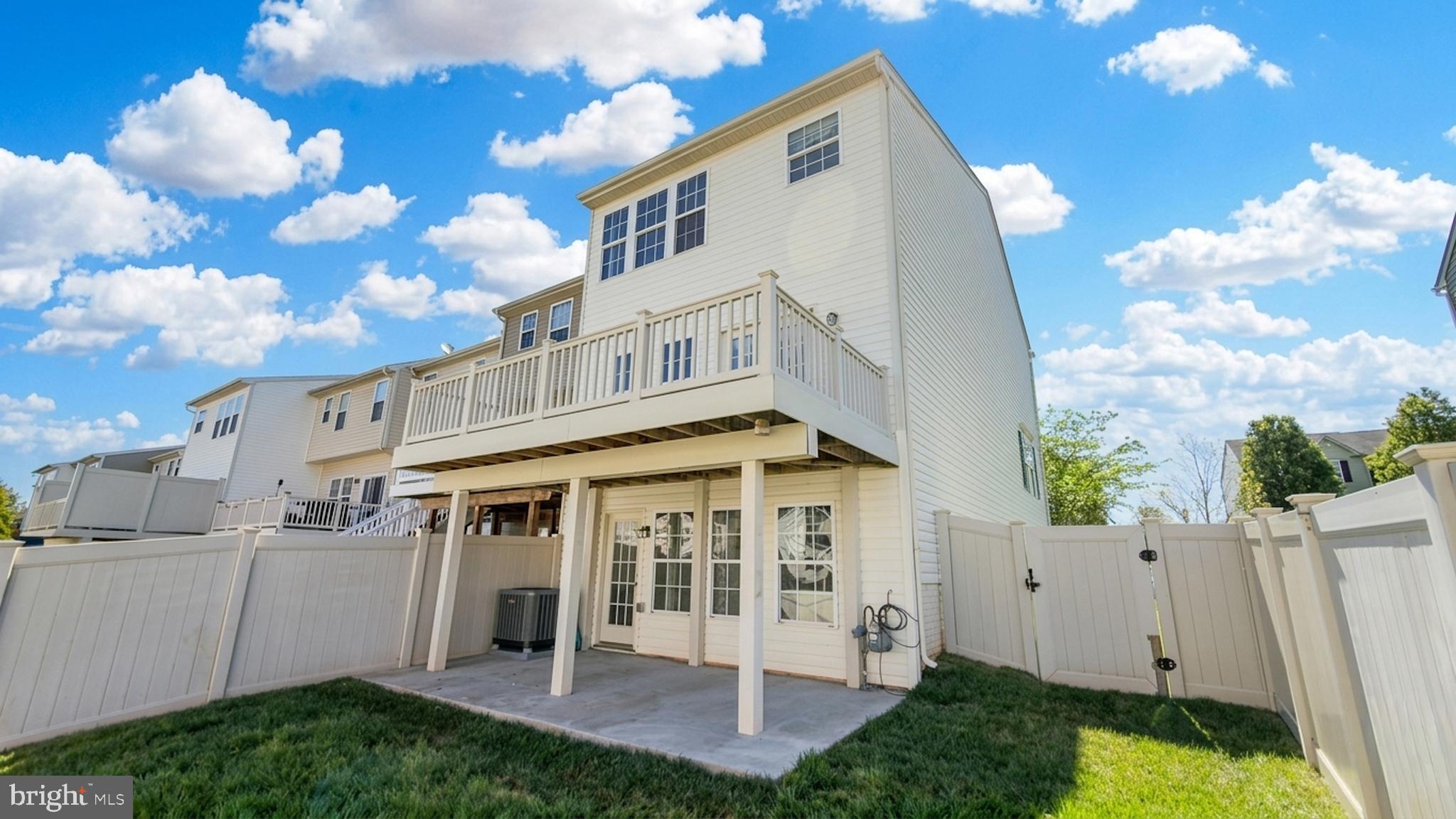 TUSCARORA CREEK - Residential