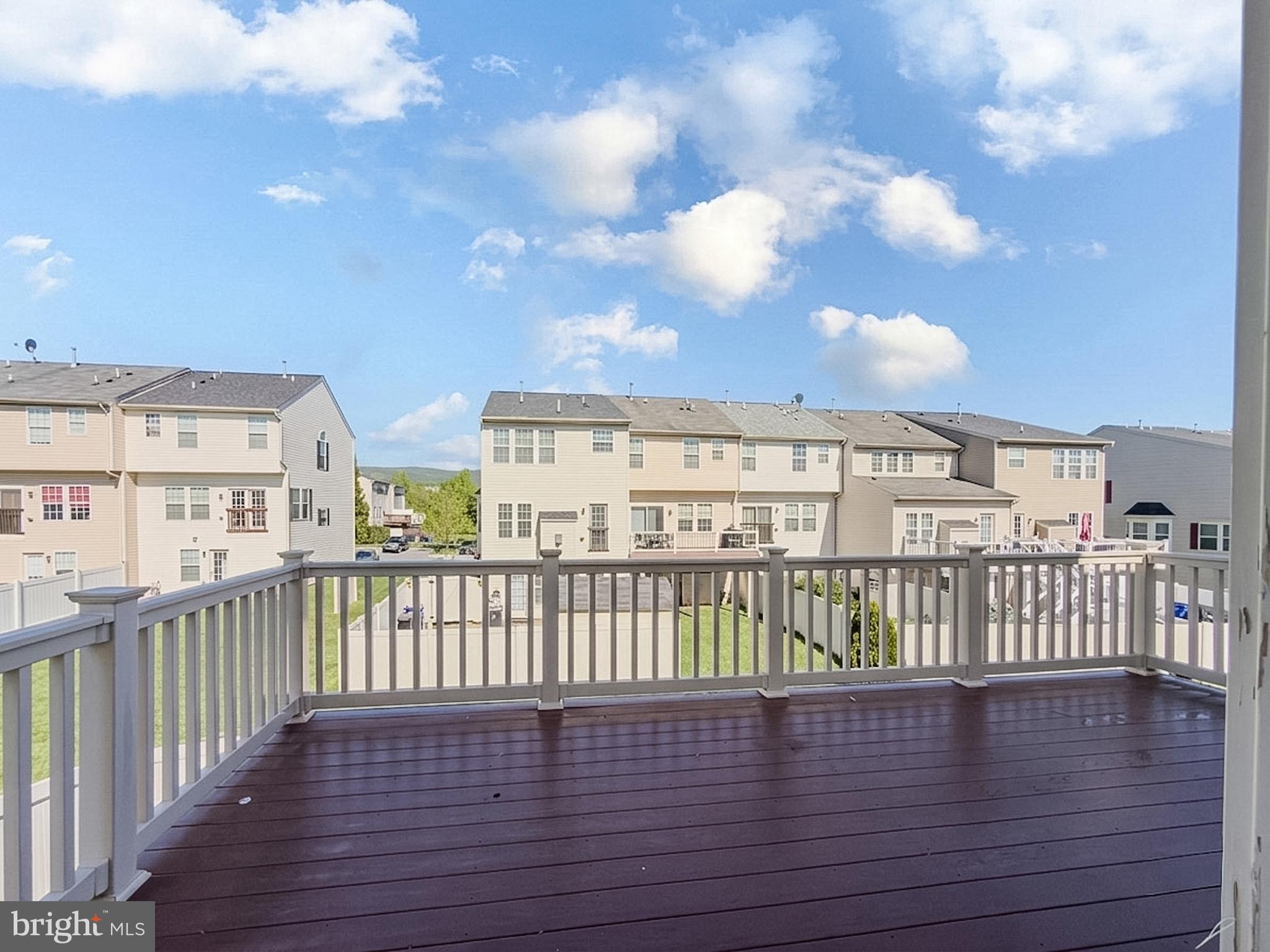 TUSCARORA CREEK - Residential