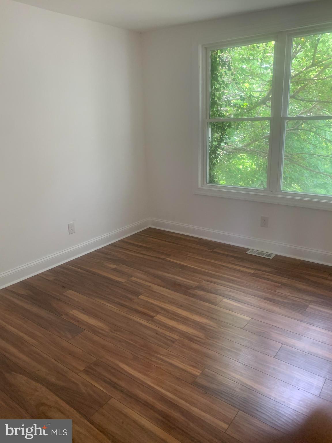 HOWARD PARK - Residential