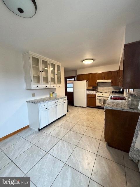 NONE, RURAL - Residential Lease