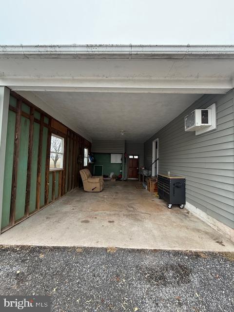 NONE, RURAL - Residential Lease