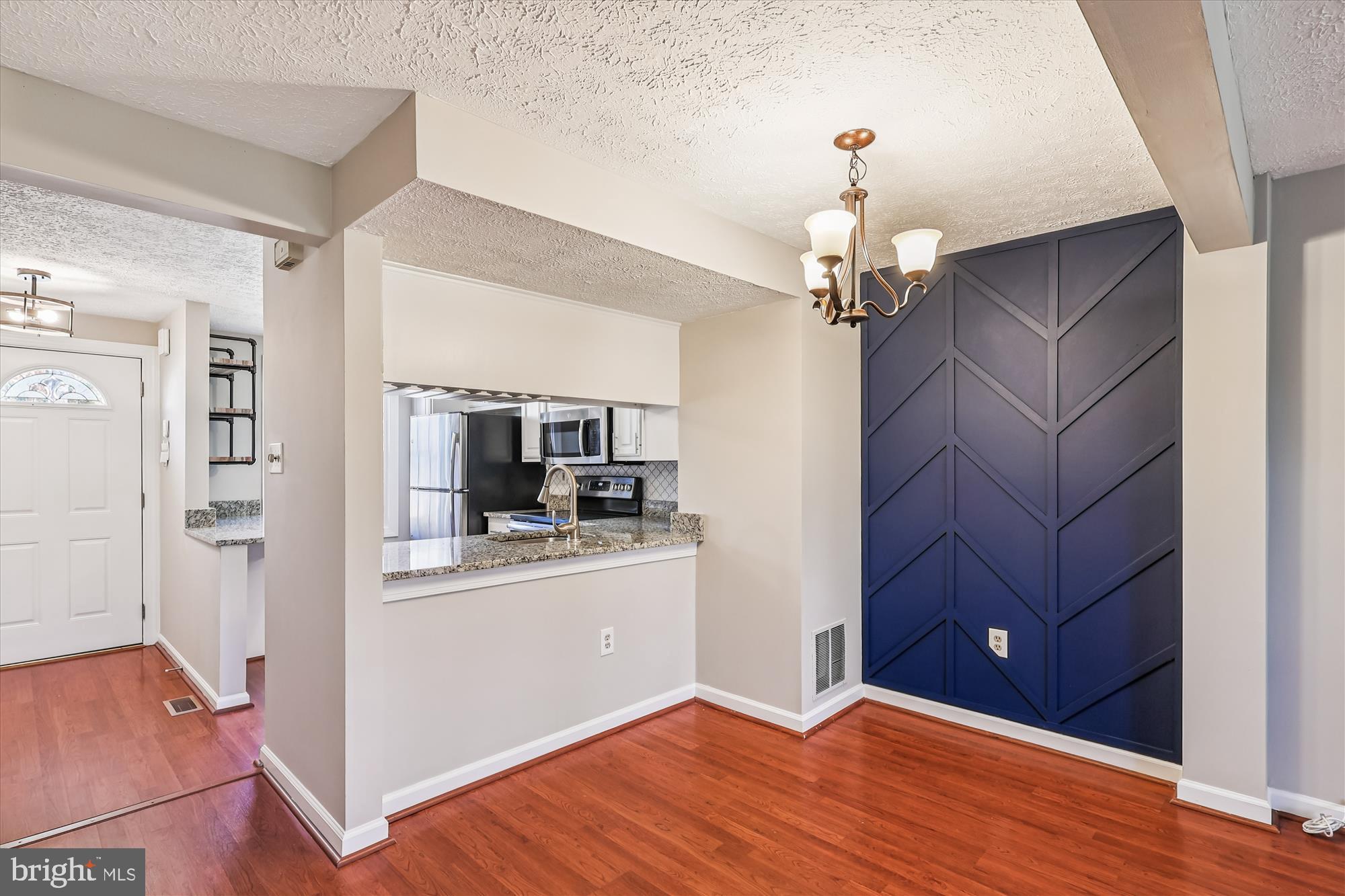 LEISHEAR VILLAGE - Residential