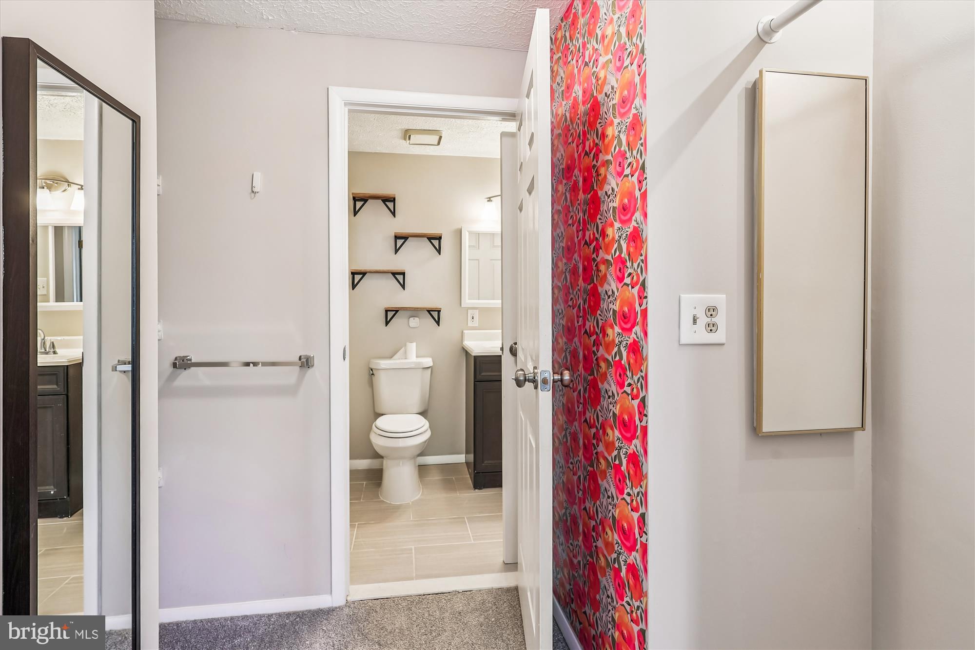 LEISHEAR VILLAGE - Residential