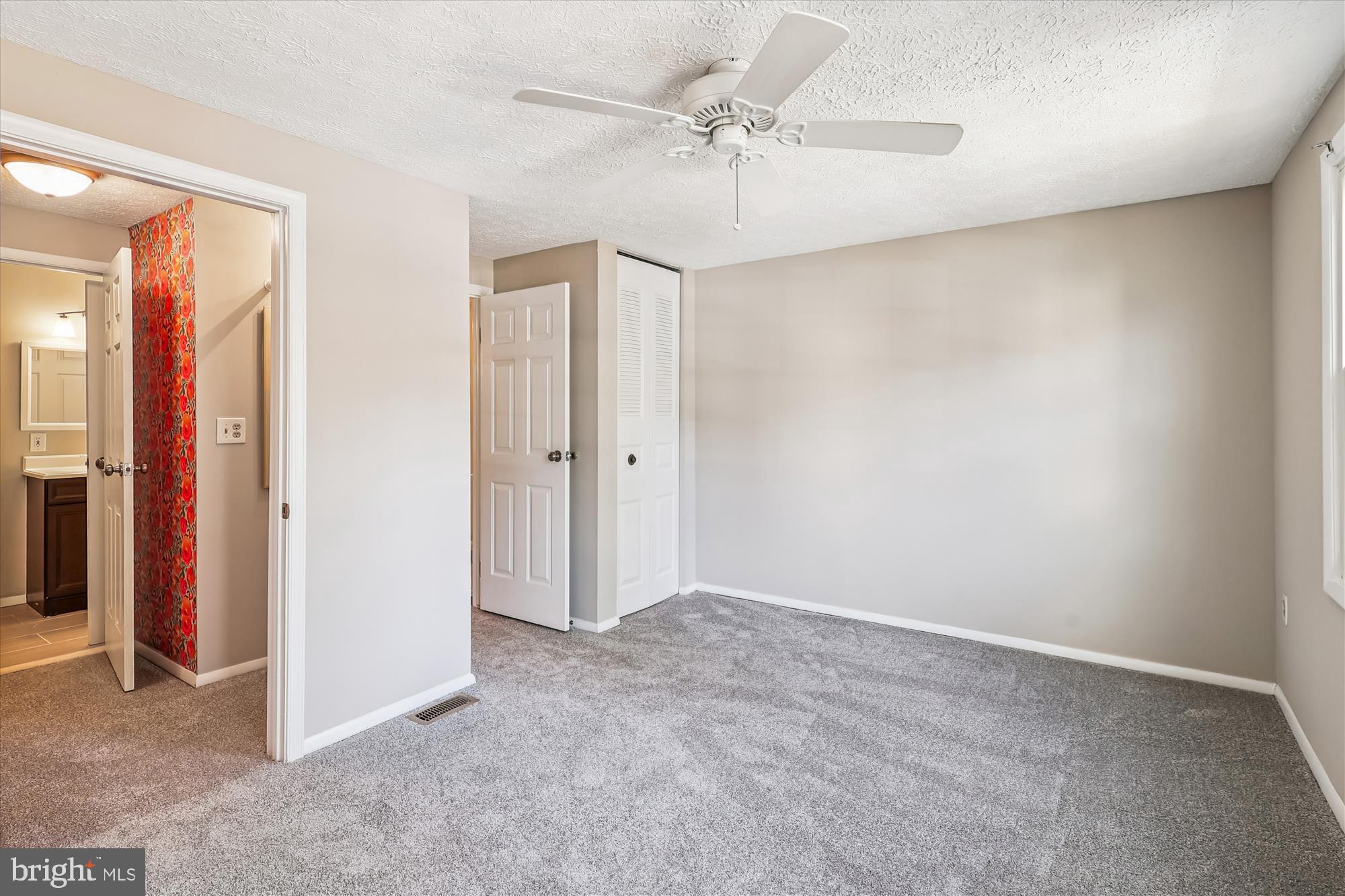 LEISHEAR VILLAGE - Residential